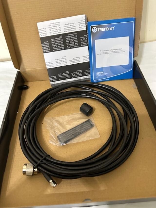 Trendnet TEW-L208, Low Loss Reverse-SMA-Female to N-Type Male 26.2 ft (8 meters)