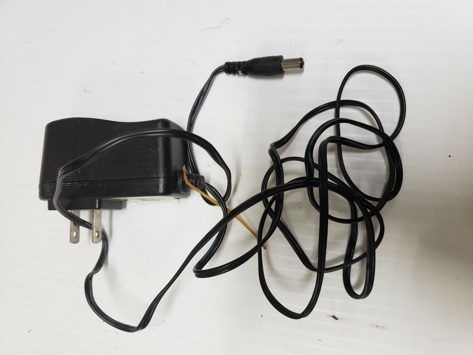 Cisco docsi3.0 model DPC3008 Modem 12v adapter Included WITH ELT CABLE (FC54-3-K