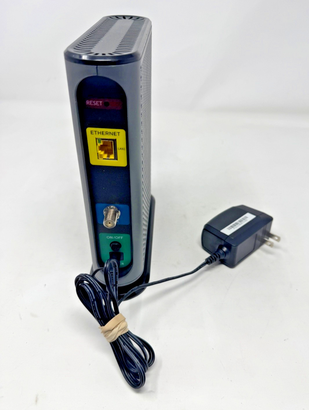 Motorola MB8611 DOCSIS 3.1 Cable Modem 1 Gbps 2.5G Ethernet