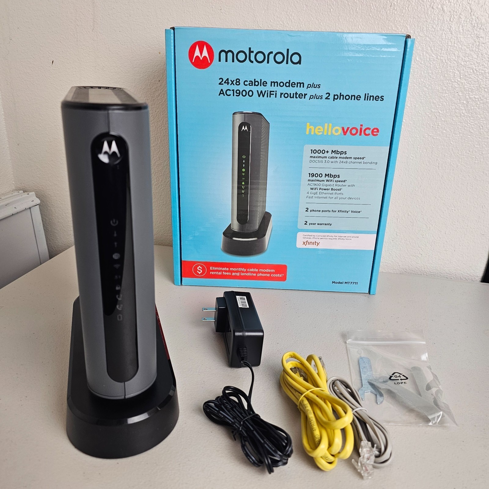 Motorola MT7711 Dual Band AC1900 Cable Modem and Wi-Fi Gigabit Router WORKS EUC
