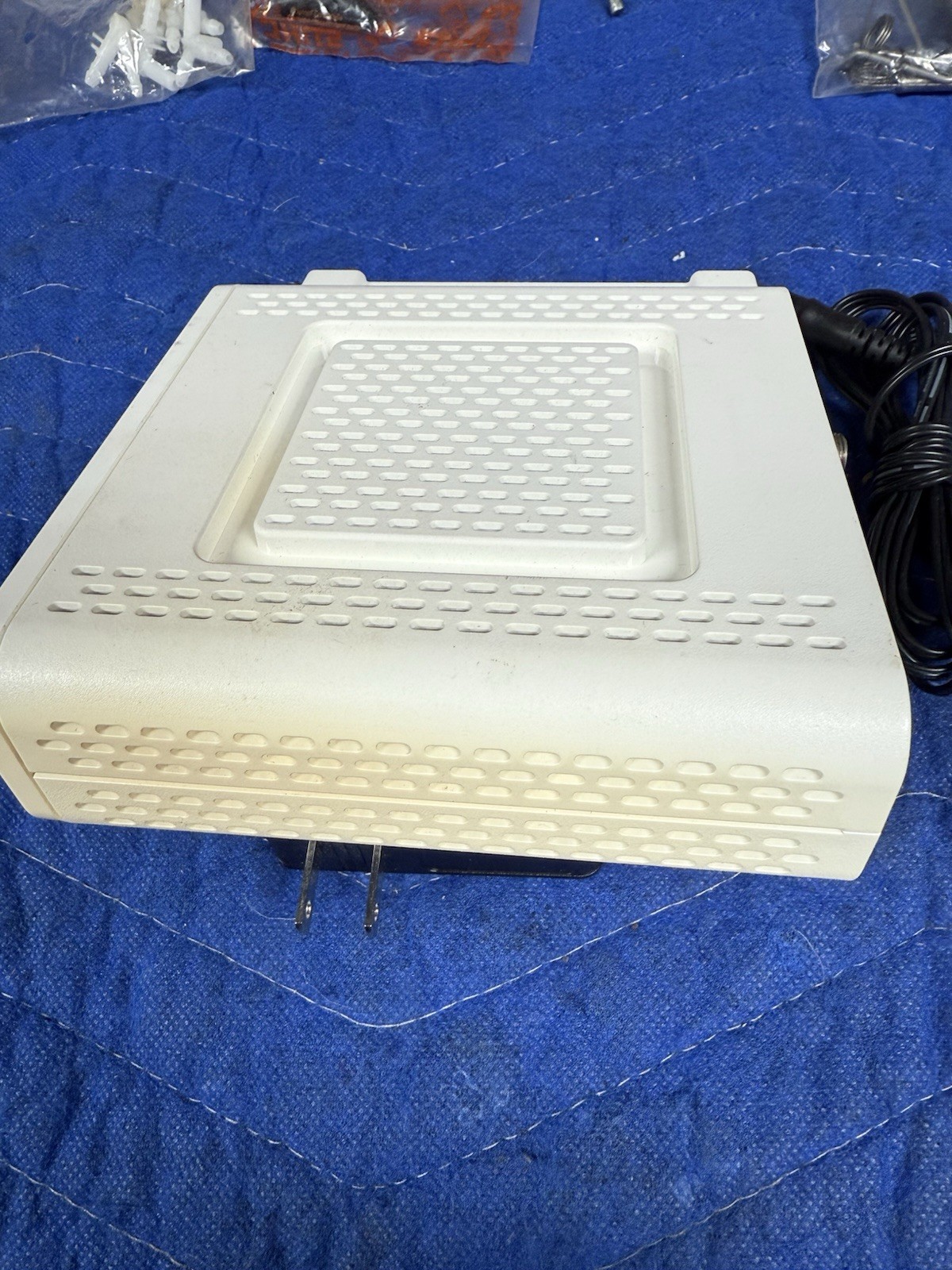 ARRIS SB6190 1Gbps SURFboard DOCSIS 3.0 Cable Modem