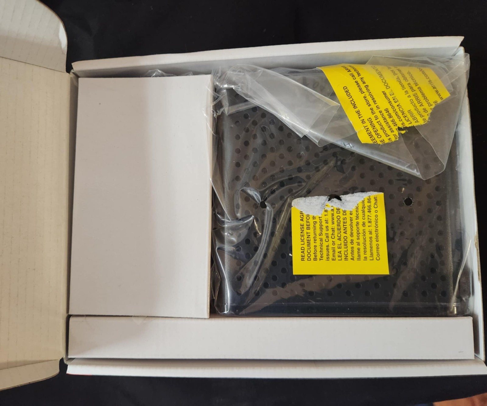 ARRIS SURFboard (16×4) DOCSIS 3.0 Cable Modem SB6183 Black New