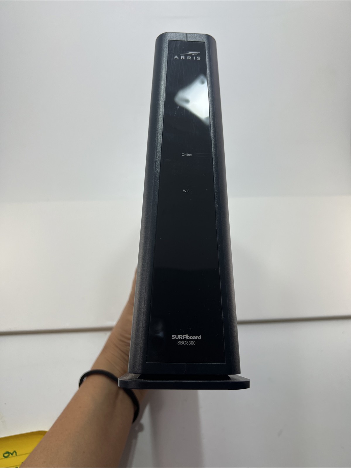 ARRIS SURFboard WiFi Cable Modem, SBG8300, DOCSIS 3.1, AC2450 Wi-Fi 5