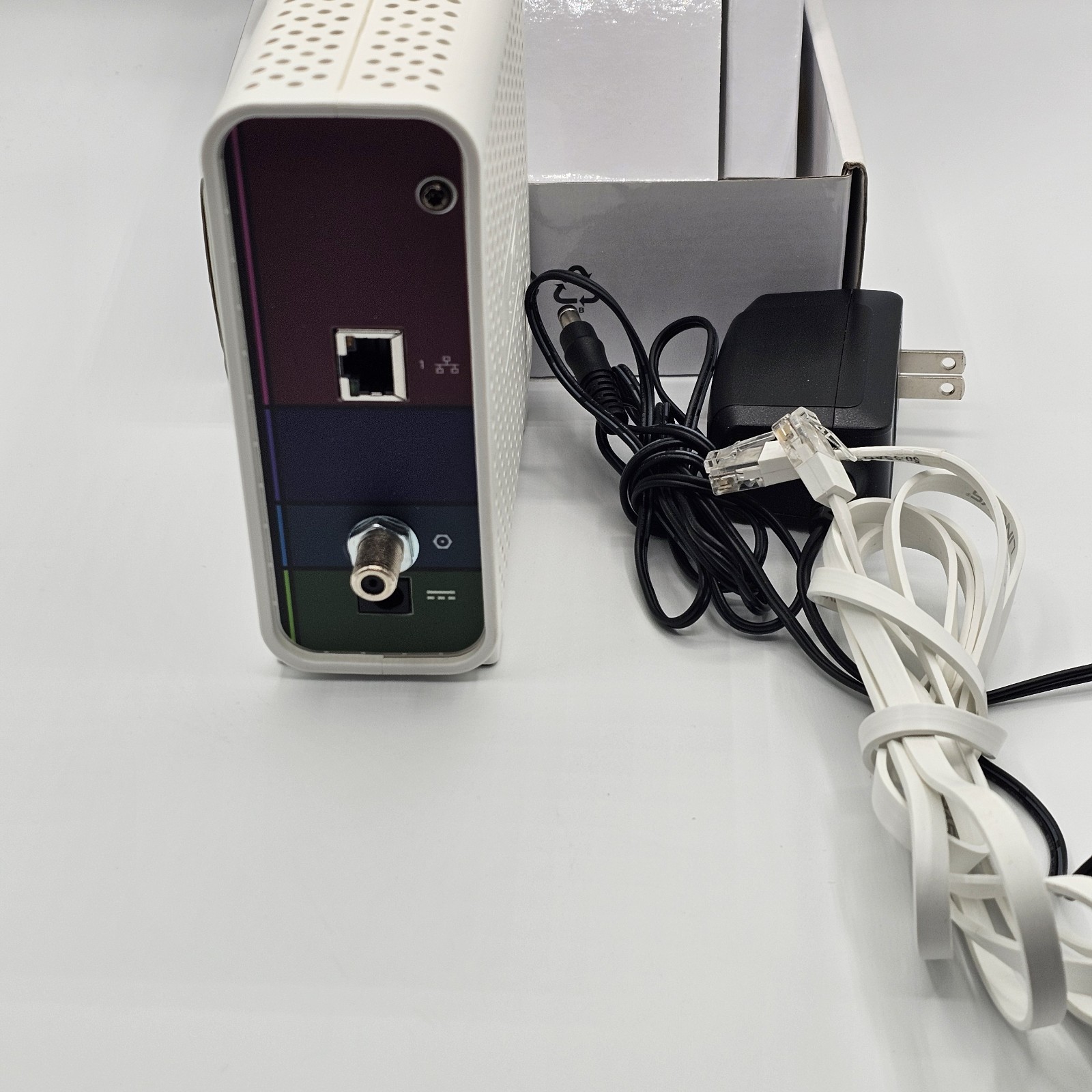 ARRIS Surfboard SB6183 DOCSIS 3.0 Cable Modem 16×4 686Mbps w Box Tested Spectru