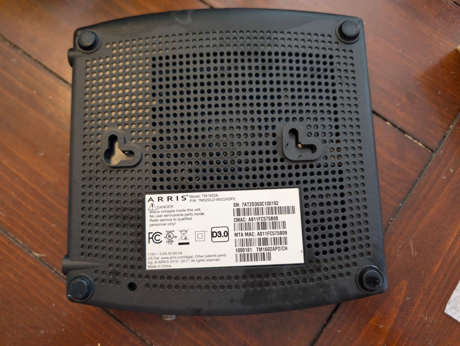 ARRIS Touchstone TM1602A is a DOCSIS 3.0 16×4 telephony cable modem – no power c