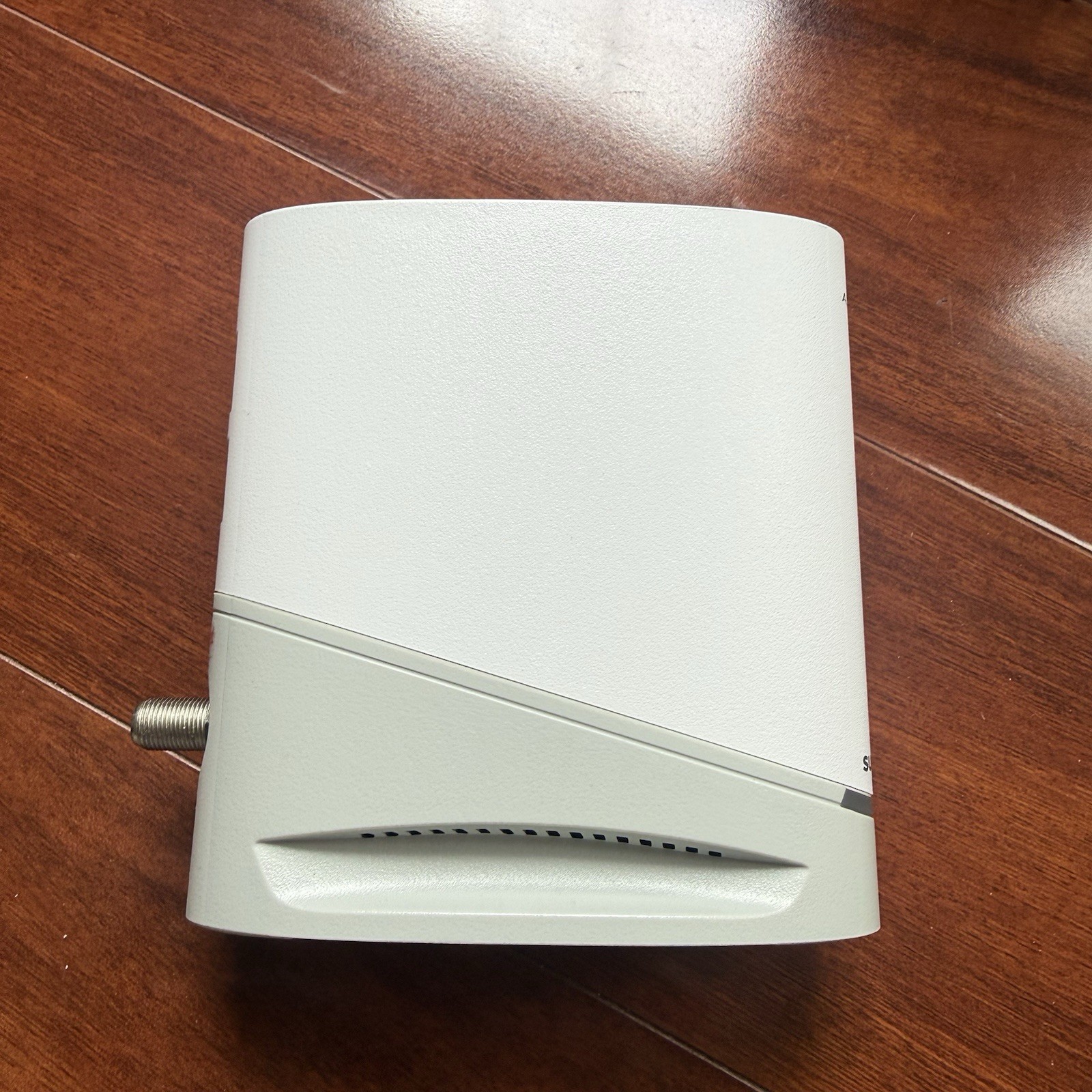 ARRIS SURFboard S33v3 S33 DOCSIS 3.1 3.5Gbps Cable Modem 2.5GbE