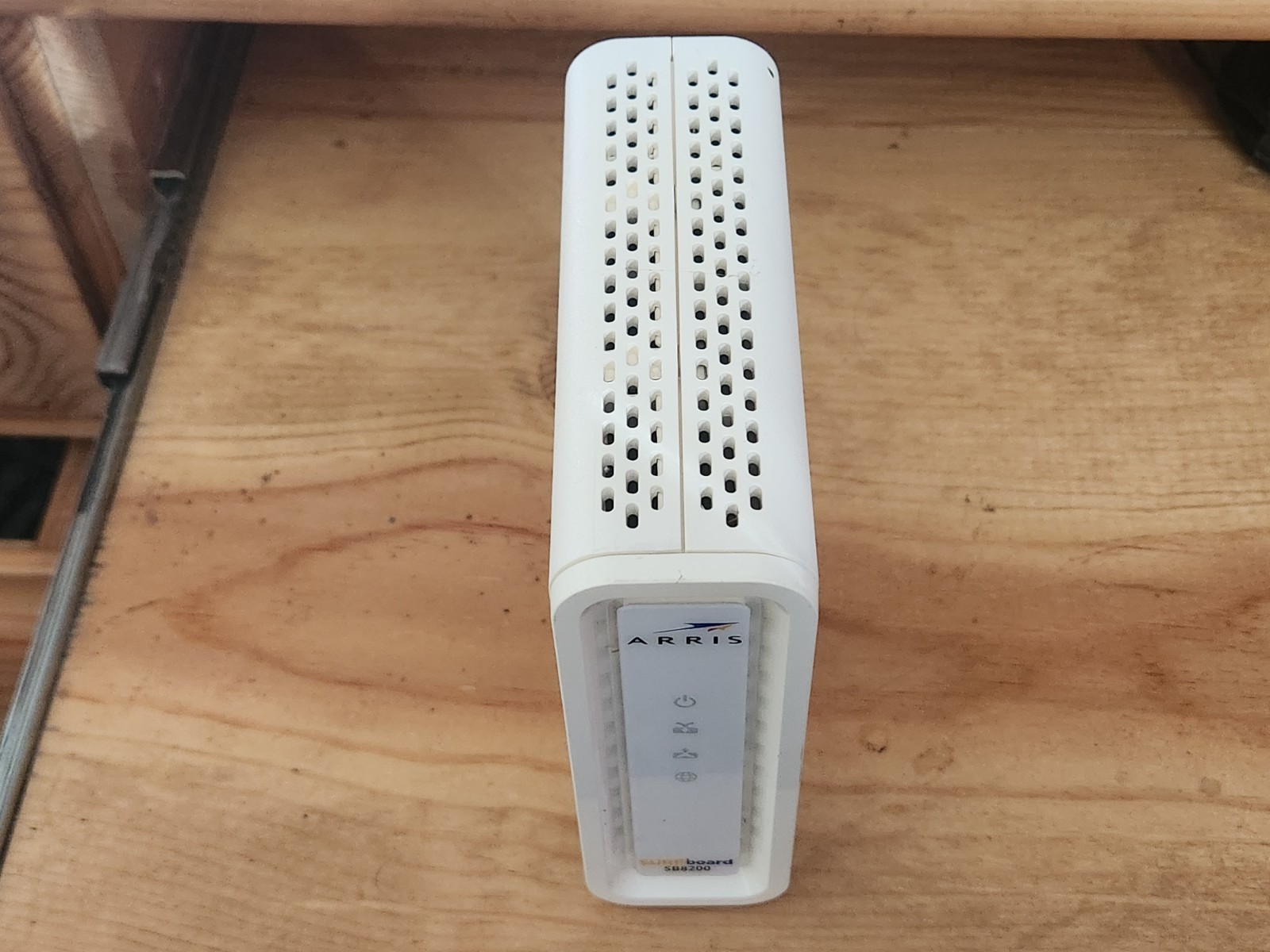 ARRIS SURFboard SB8200 DOCSIS 3.1 10 Gbps Cable Modem – 60 Day Warranty