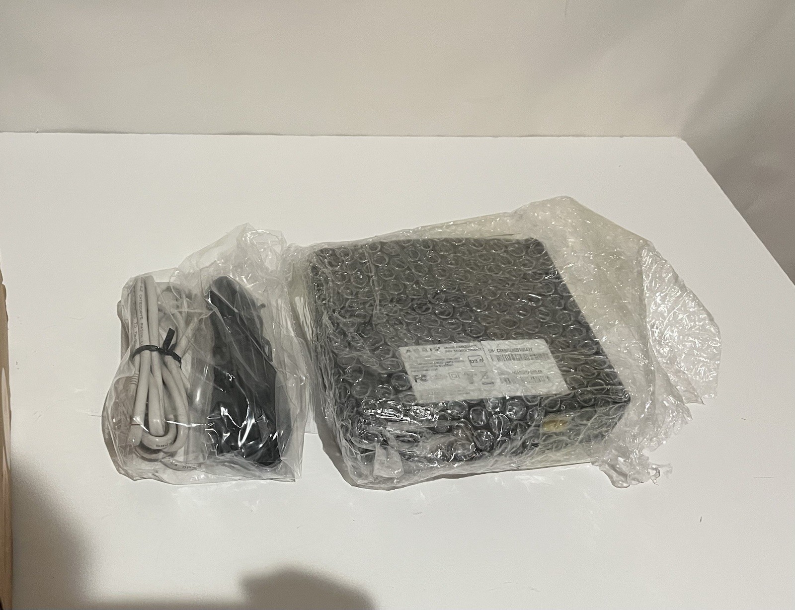 Arris CM820A DOCSIS 3.0 Cable Modem (Comcast Version)