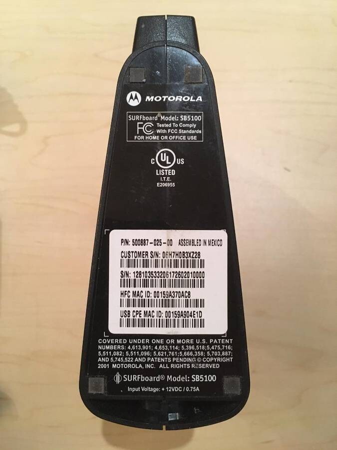Motorola SURFboard SB5100 Cable Modem with Power Adapter (SB 5100 Surf Board)