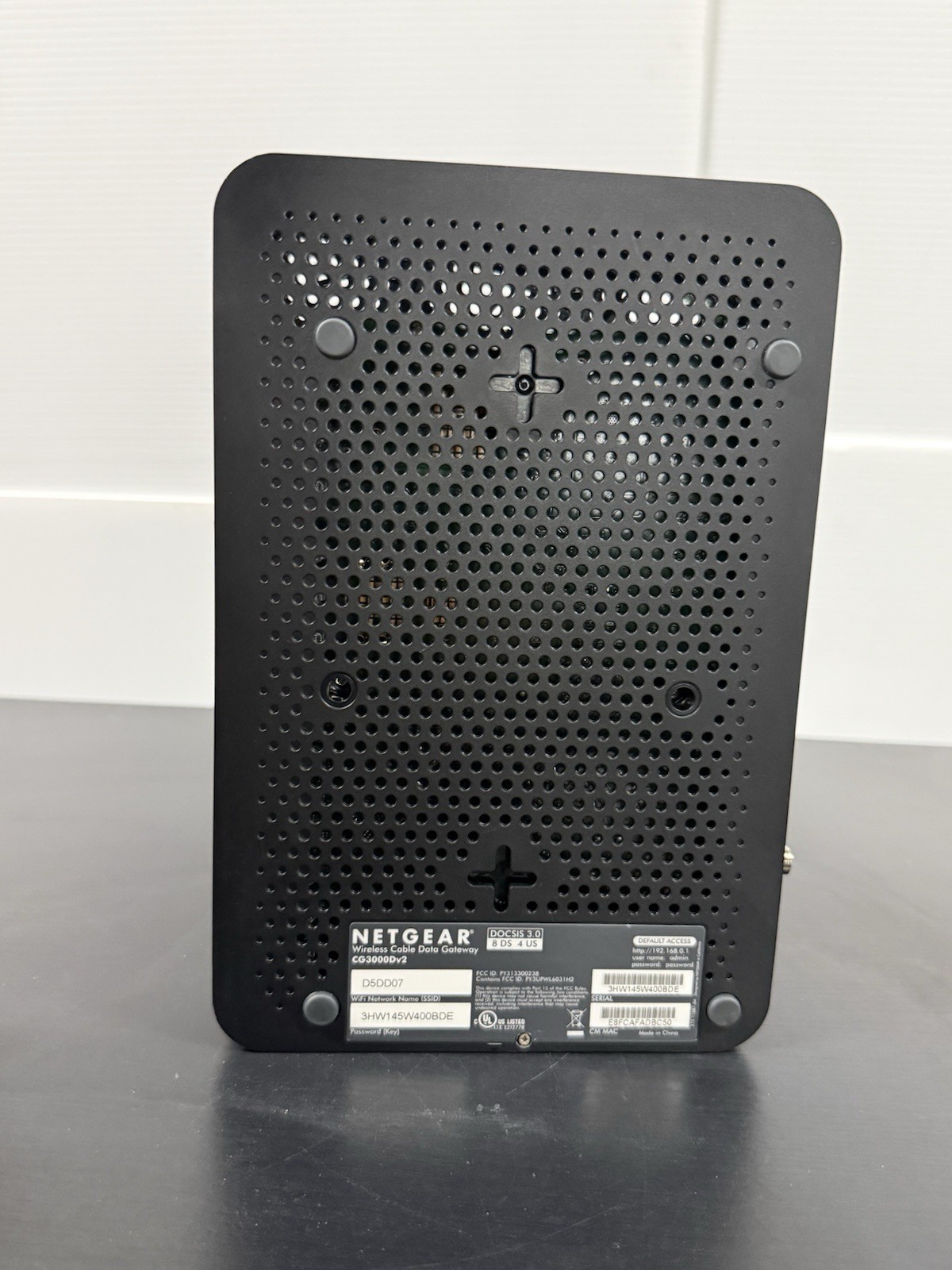 Netgear CG3000D Docsis 3.0 Cable Modem Wireless Wifi Router Gateway no adapter