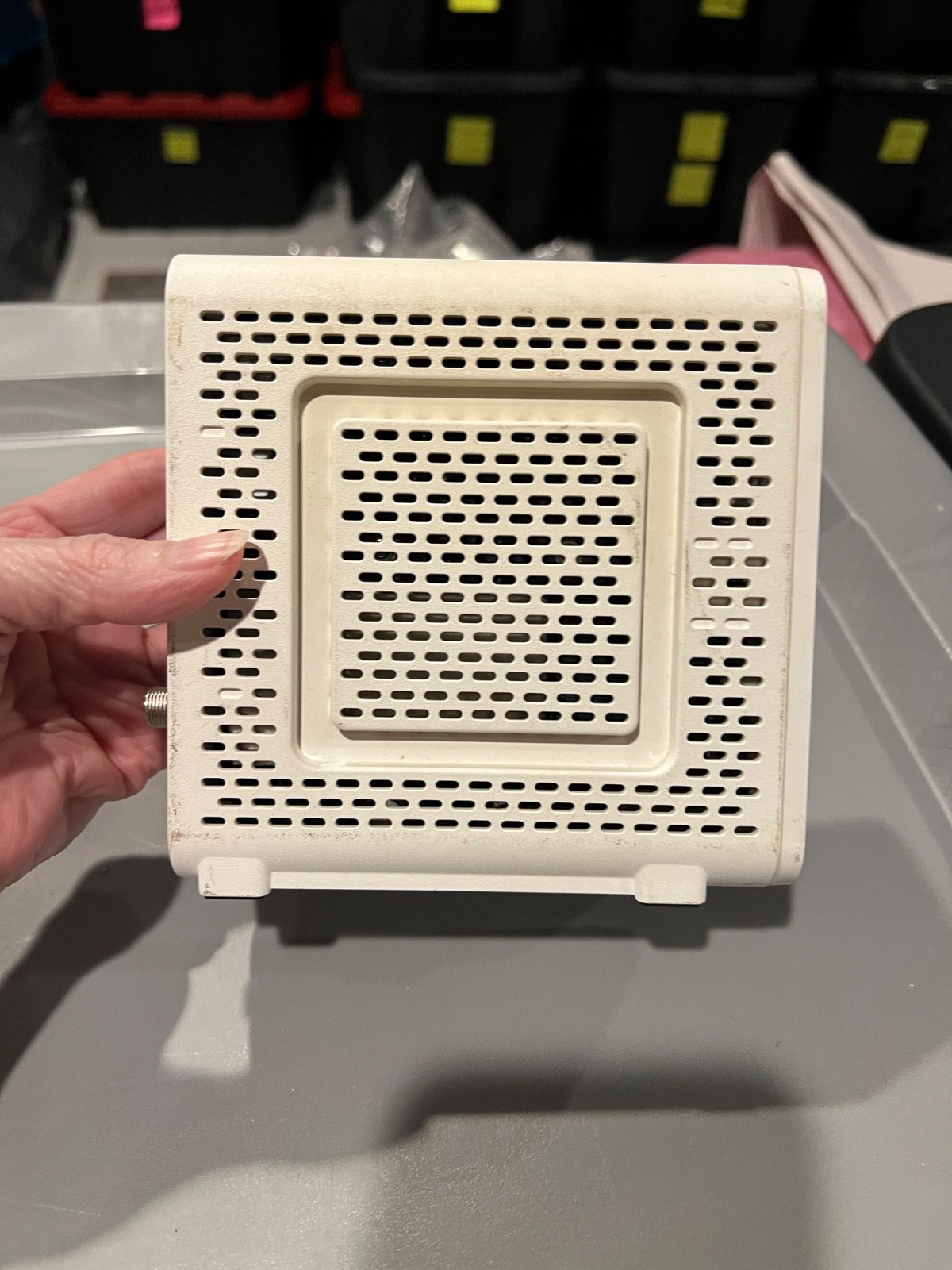 ARRIS SB8200 10 Gbps 2 Port Cable Modem