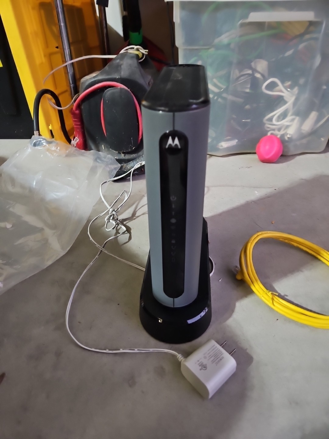 Motorola MT7711 Dual Band AC1900 Cable Modem and Wi-Fi Gigabit Router