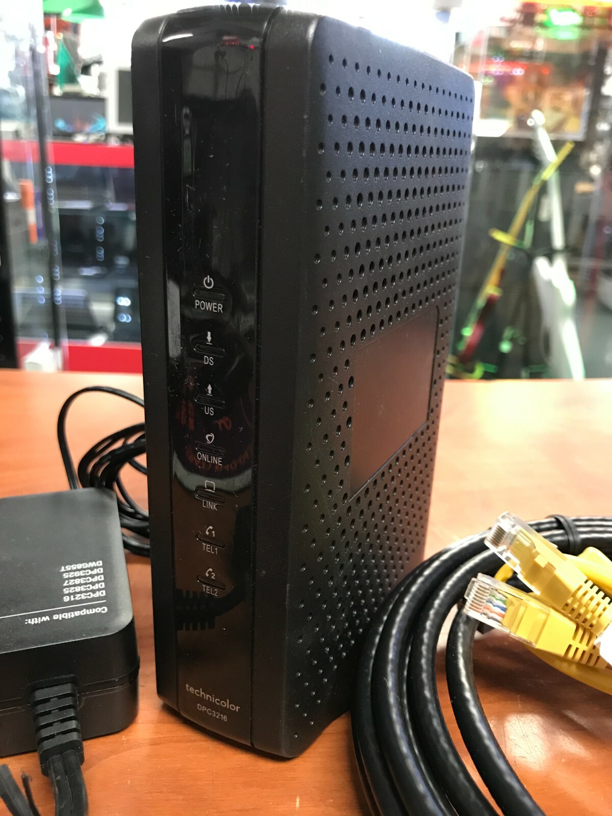 Technicolor Model DPC3216 DOCSIS 3.0 16×4 Cable Modem w/ Power Supply & Cable