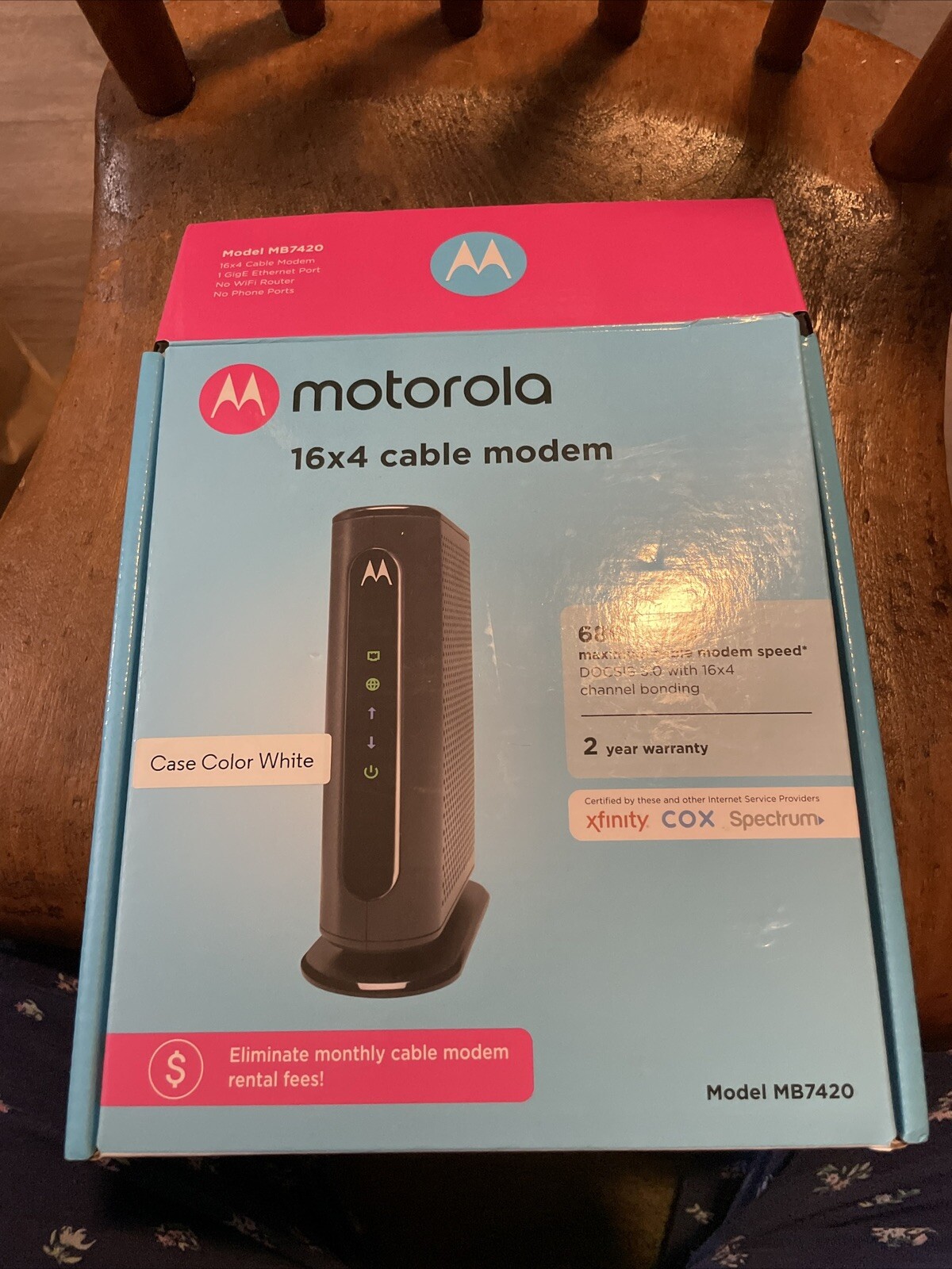 Motorola Cable Modem 16×4 686 Mbps Model MB7420 Docsis 3.0 – NEW. White