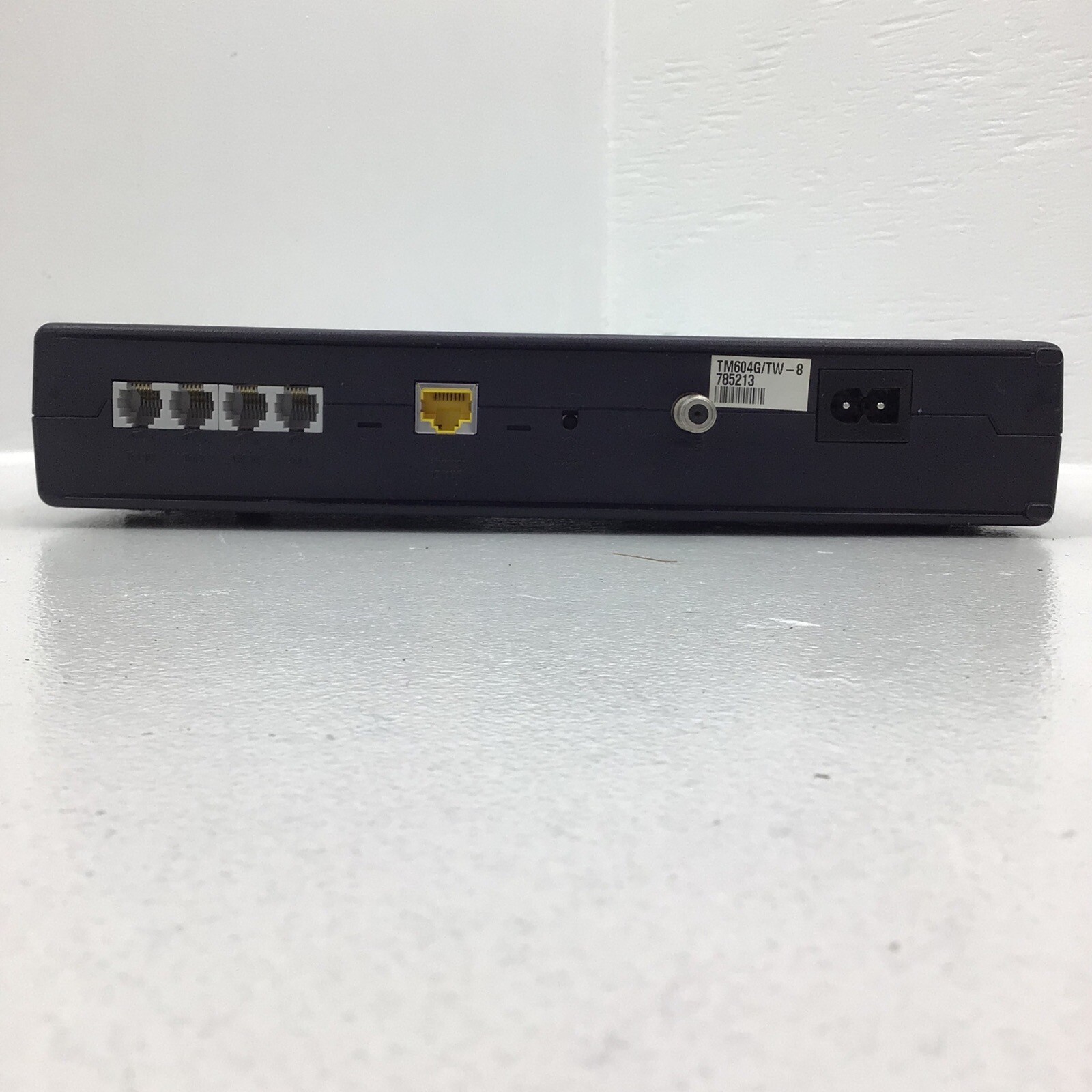 ARRIS TM604G Cable Touchstone Telephony Modem – Model TM604G/CT L1-11