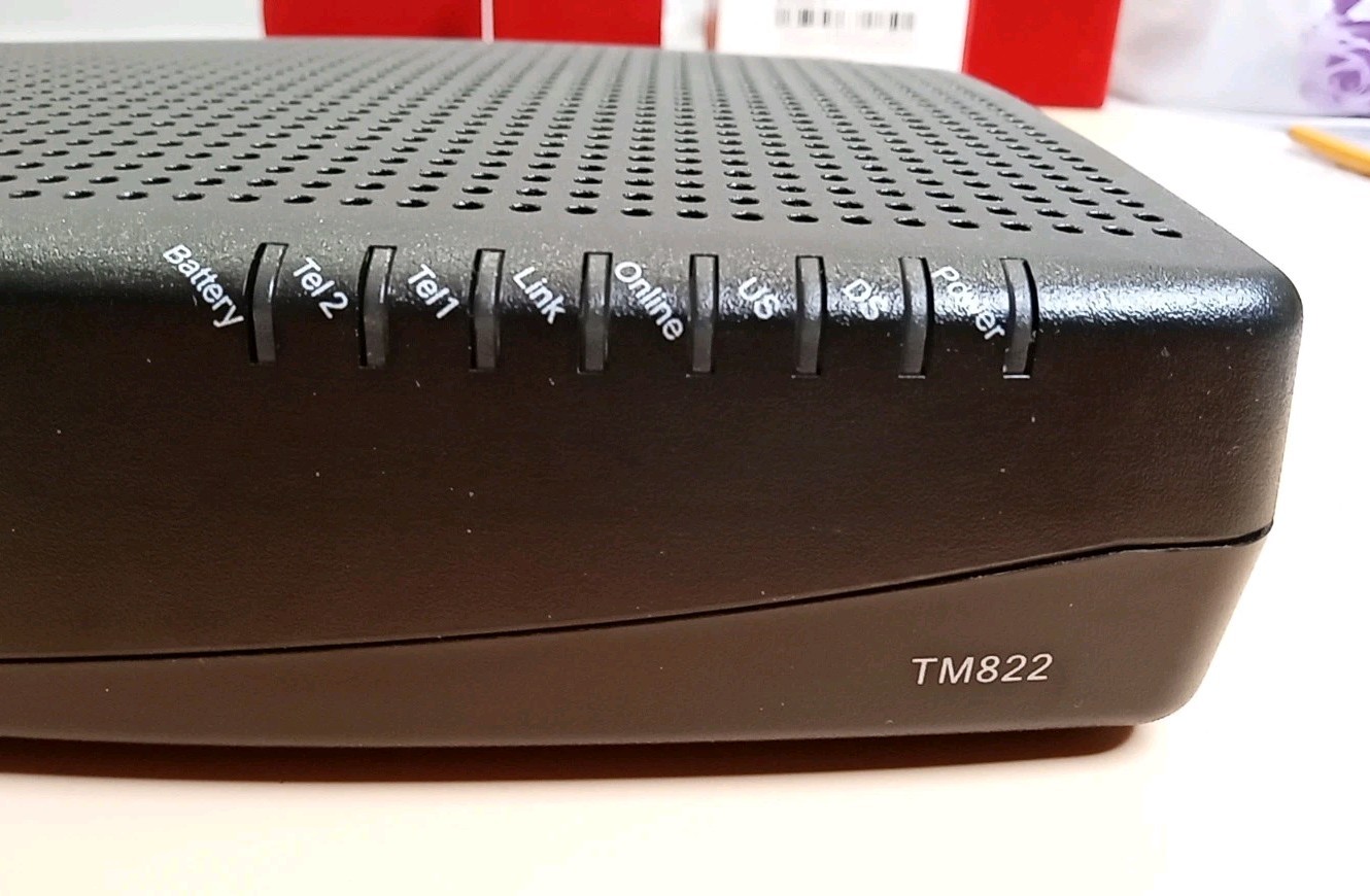 🤩ARRIS Tm822G Cable Modem Docsis 30 (TM822G/CT) + Battery