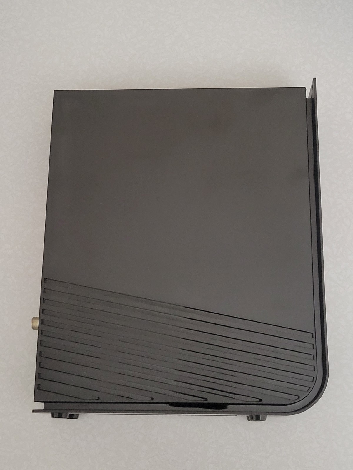 ARRIS SBG7600AC2 Surfboard Cable Modem & WiFi Router – DOCSIS 3.0 & AC2350