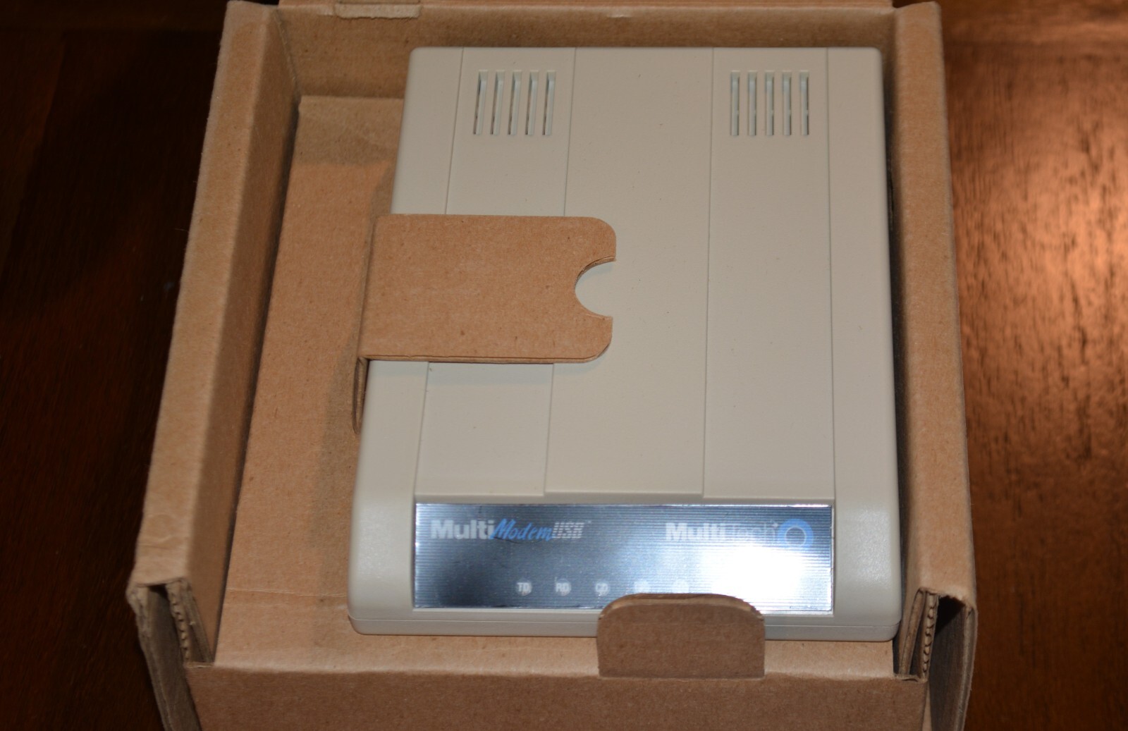 MultiTech MultiModmes MT5634ZBA USB V.92 AV External Desktop Data Fax Modem