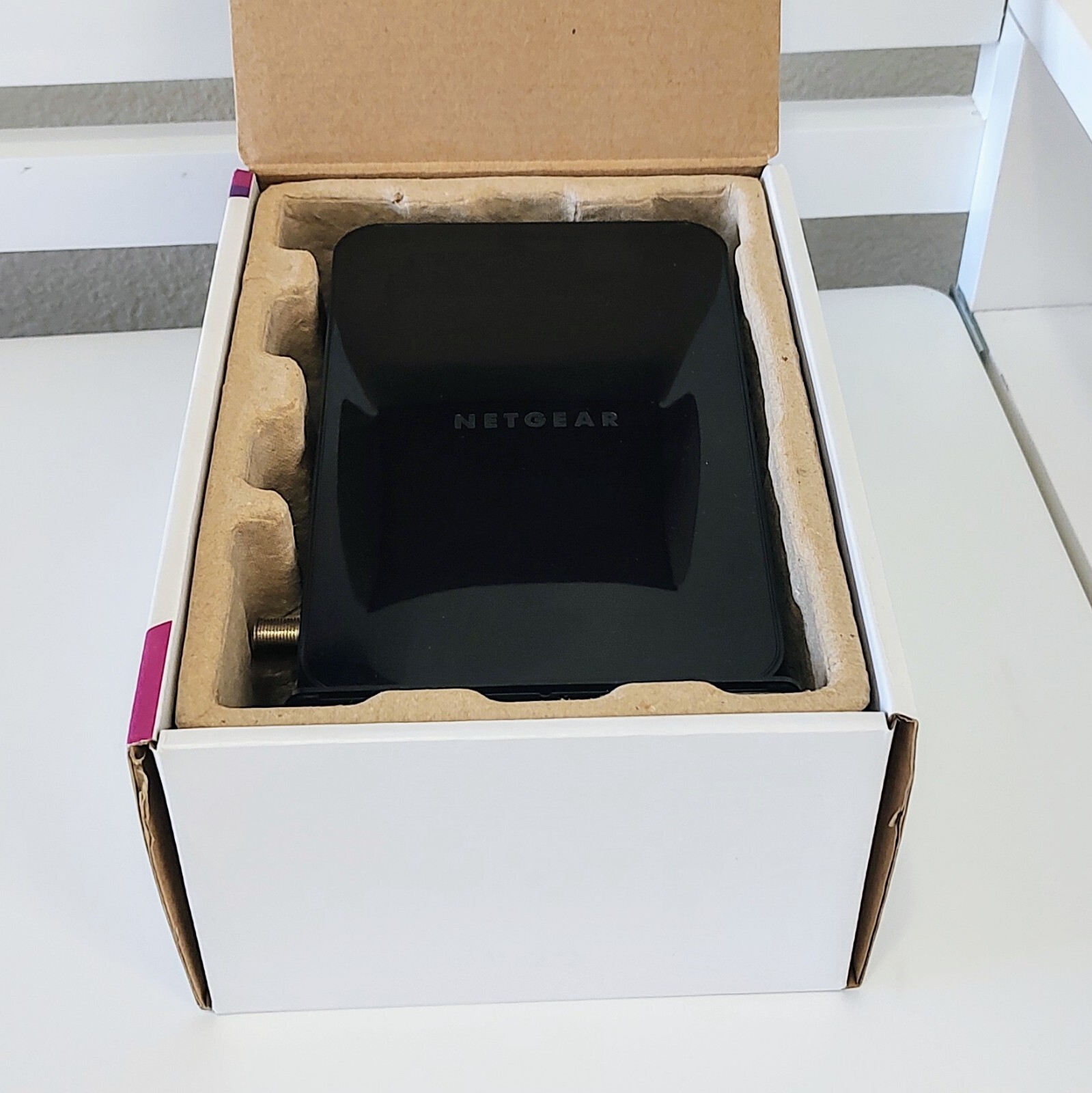 NETGEAR Cable Modem – Black – CM500V-1AZNAS #009
