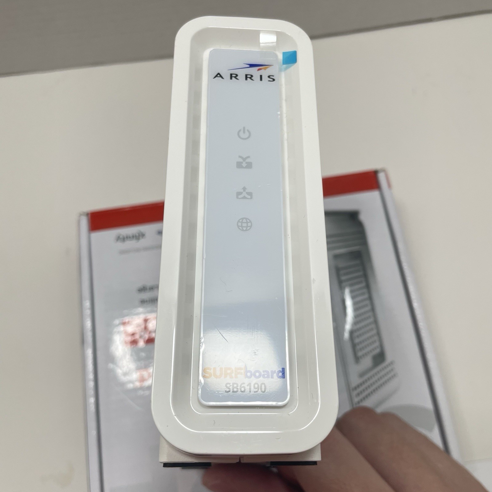 ARRIS SURFboard SB6190 32 x 8 DOCSIS 3.0 Cable Modem – White