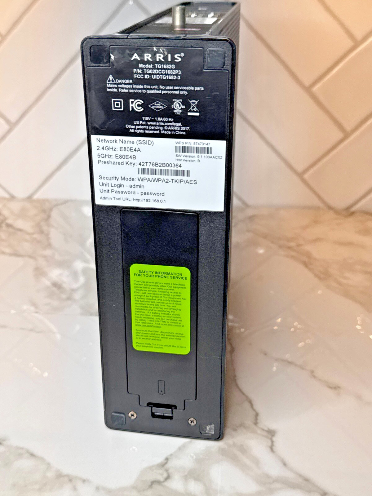 ARRIS Panoramic Wireless Modem Router TG1682G Black
