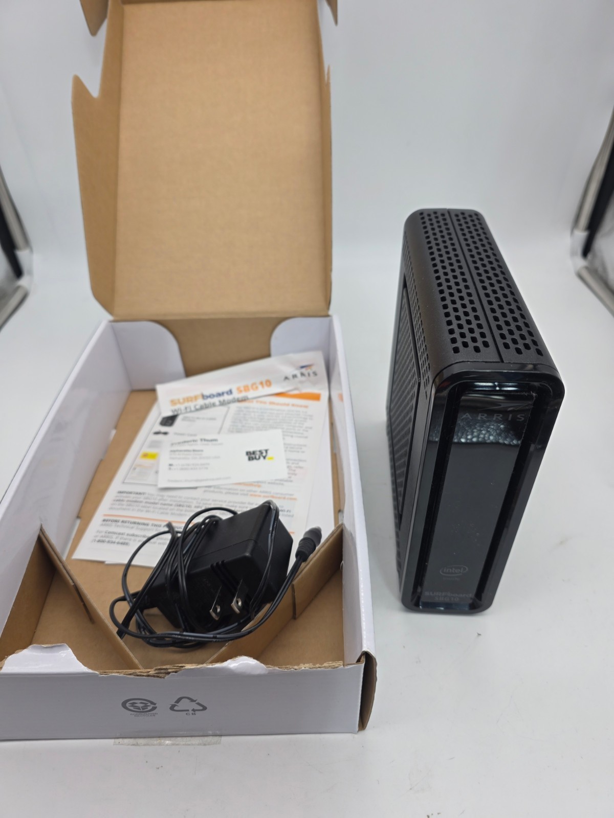 ARRIS SBG10 SURFboard AC1600 Dual-Band Cable Modem Router – Black