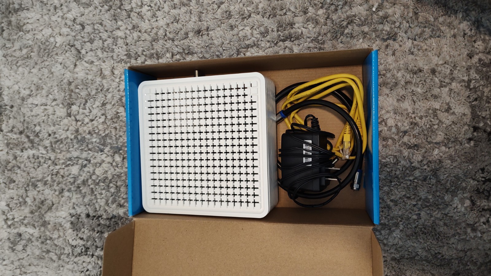 New Hitron DOCSIS 3.1 Cable Modem Broadband Internet CODA White