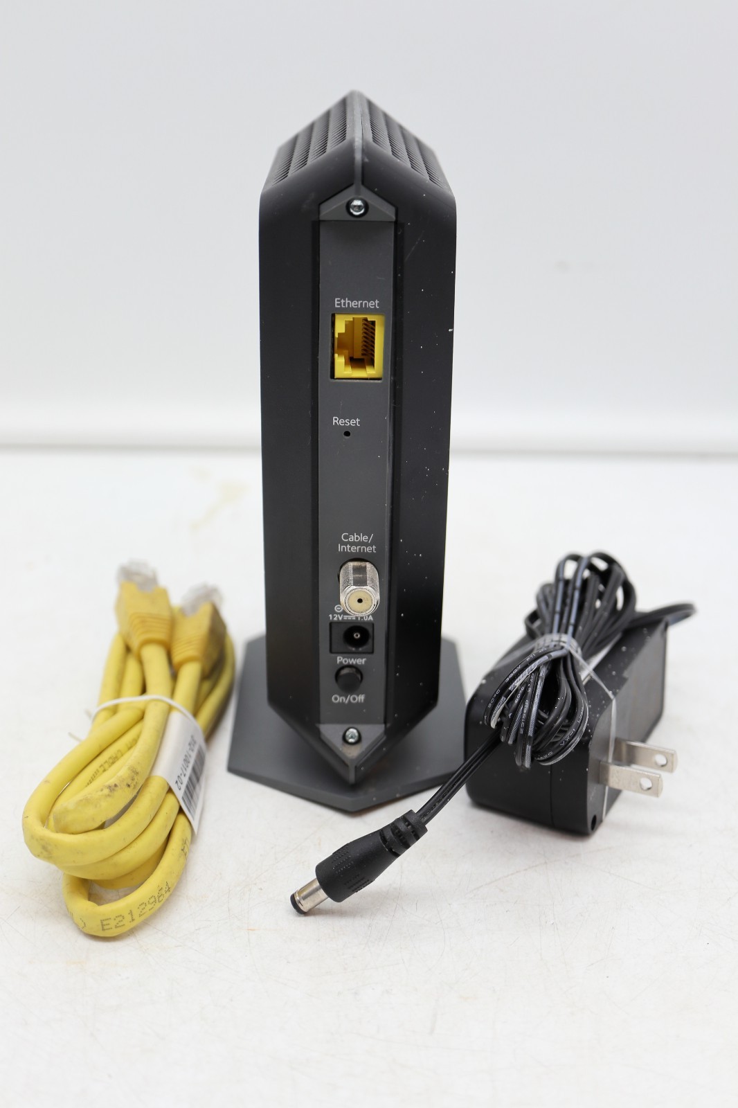 Netgear CM700 | DOCSIS 3.0 High Speed Cable Modem | 32×8 1.4Gbps Max