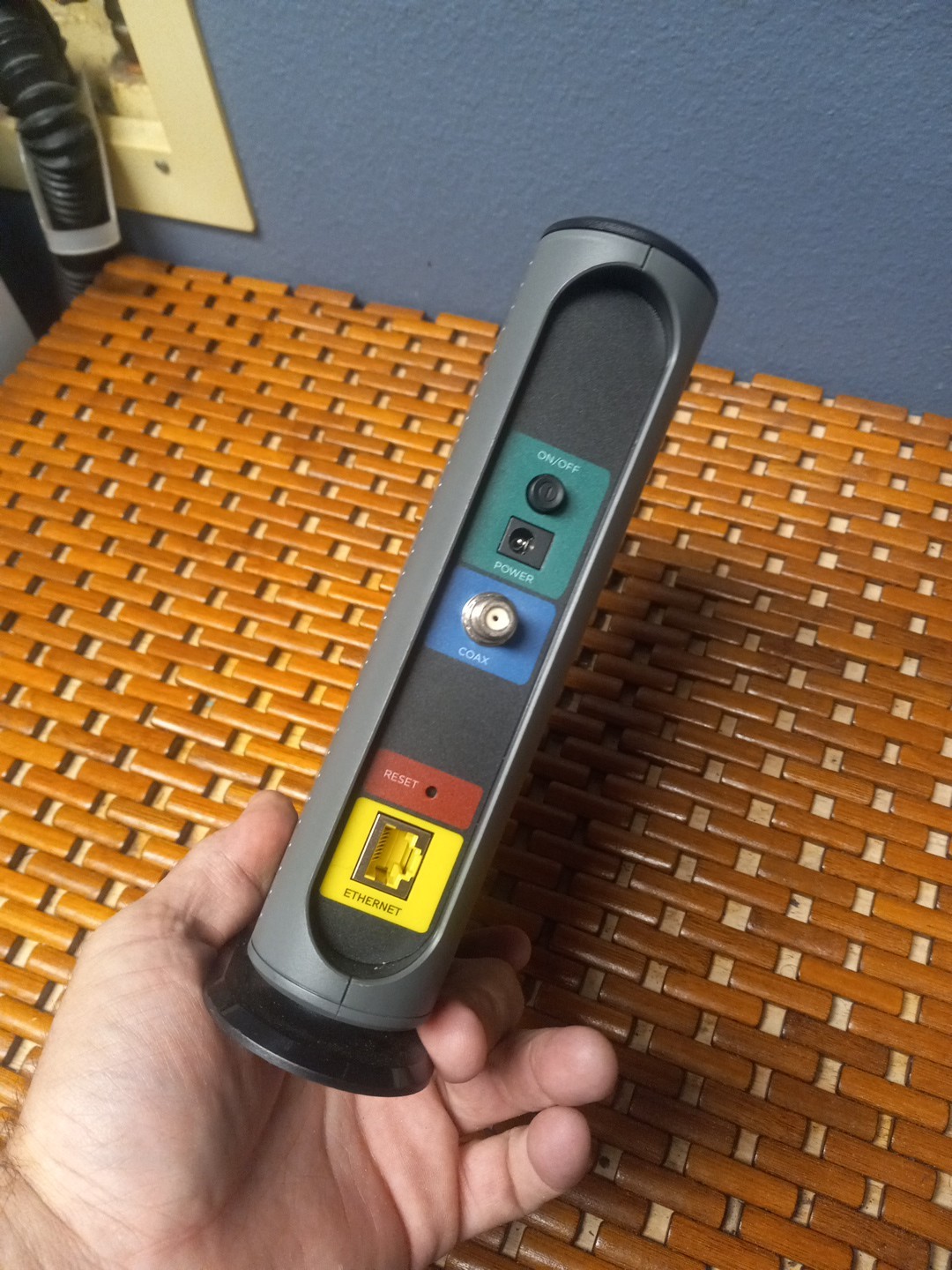 Motorola MB7621 DOCSIS 3.0 Cable Modem – Black – No Power Cord- Barely Used