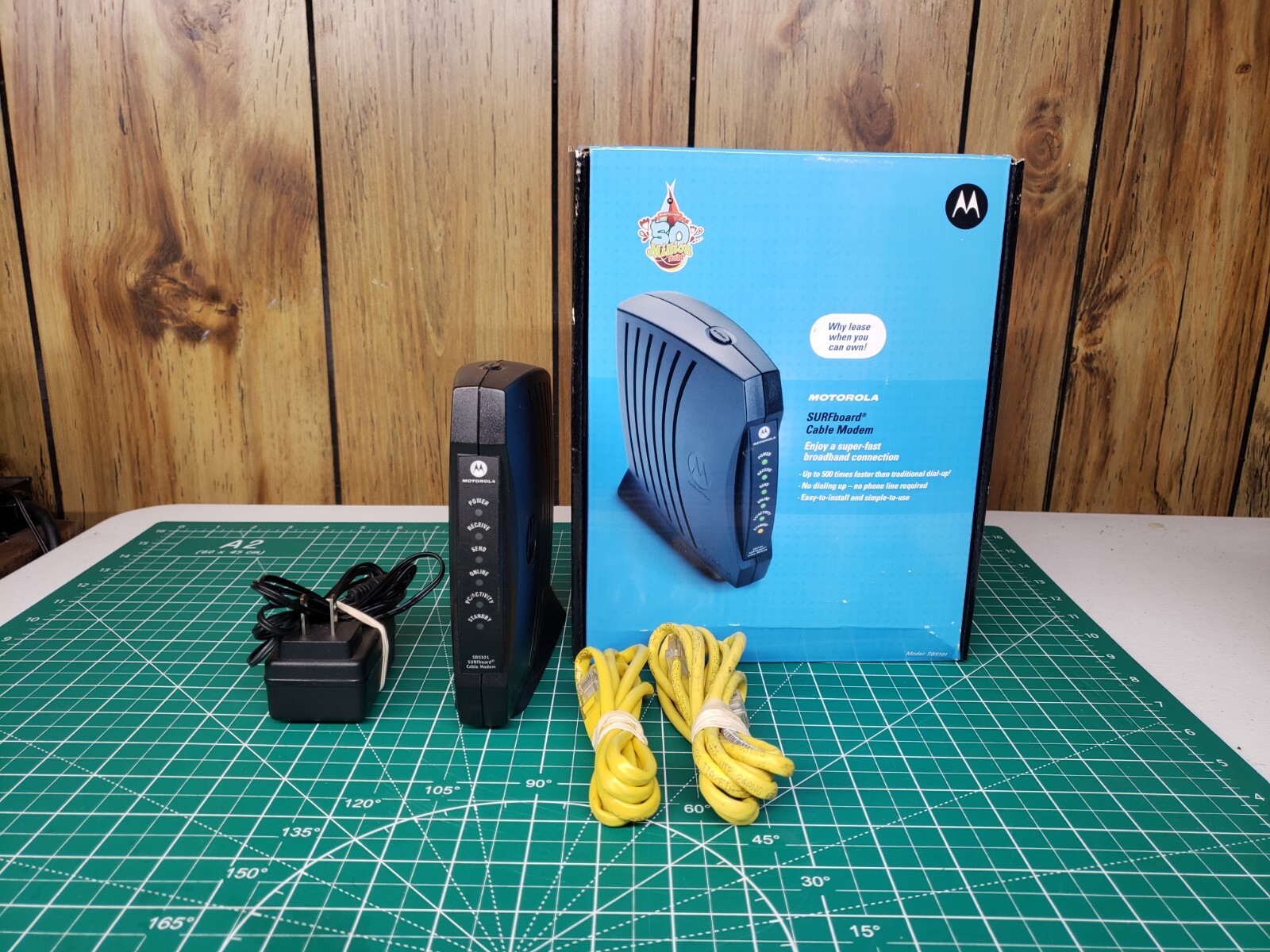 2pc Lot Motorola SB5101 DOCSIS 2.0 Cable Modems. Cables Included. Free Shipping