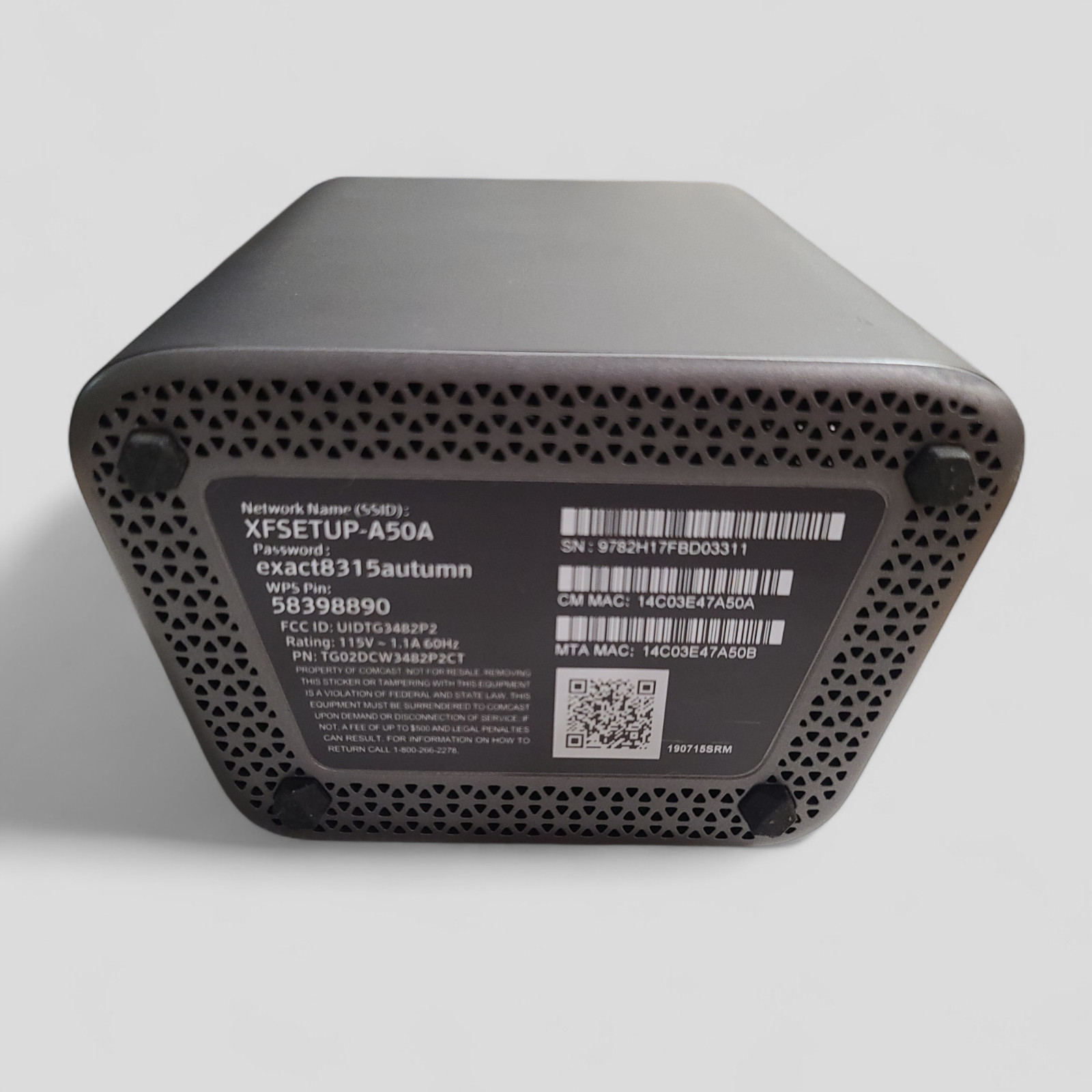 Xfinity XB6-A Wifi Router & Modem with Electric Cord SOLD AS IS FOR PARTS
