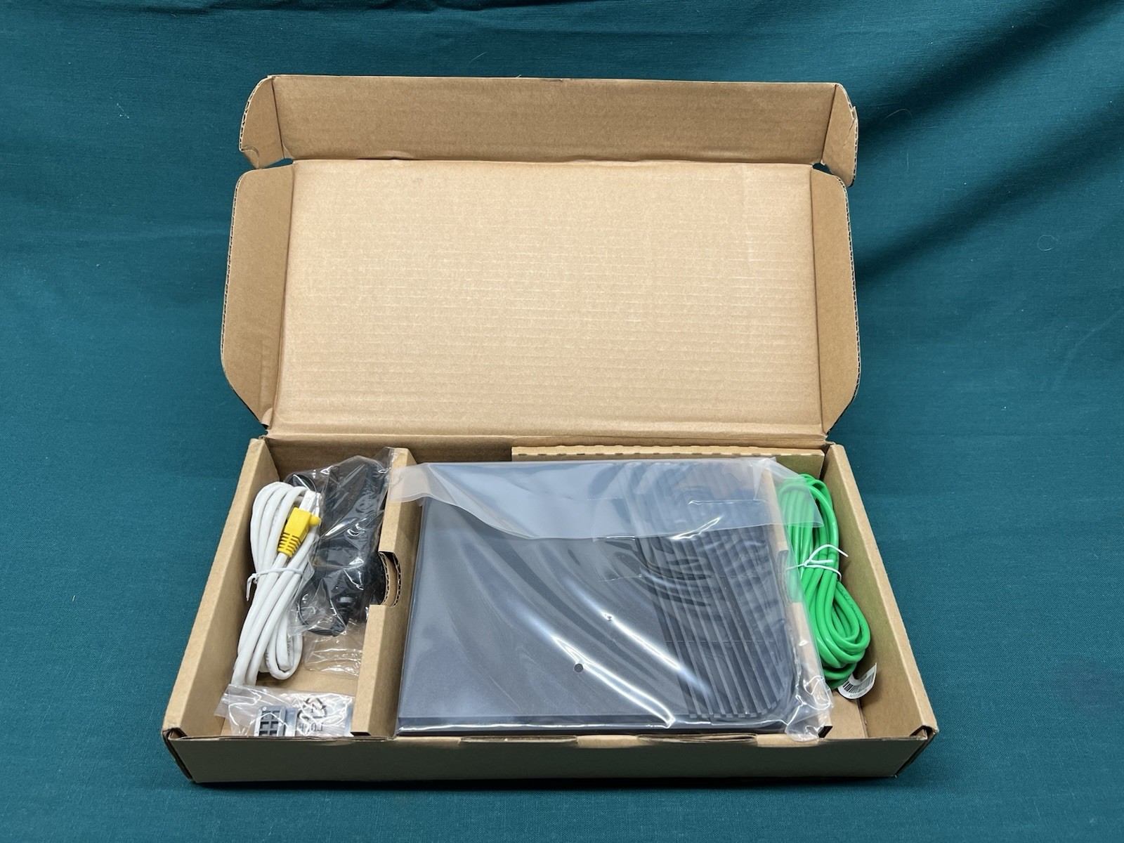 NEW Arris Modem Router NVG343BQ Bonded VDSL2 Dual Band in Box