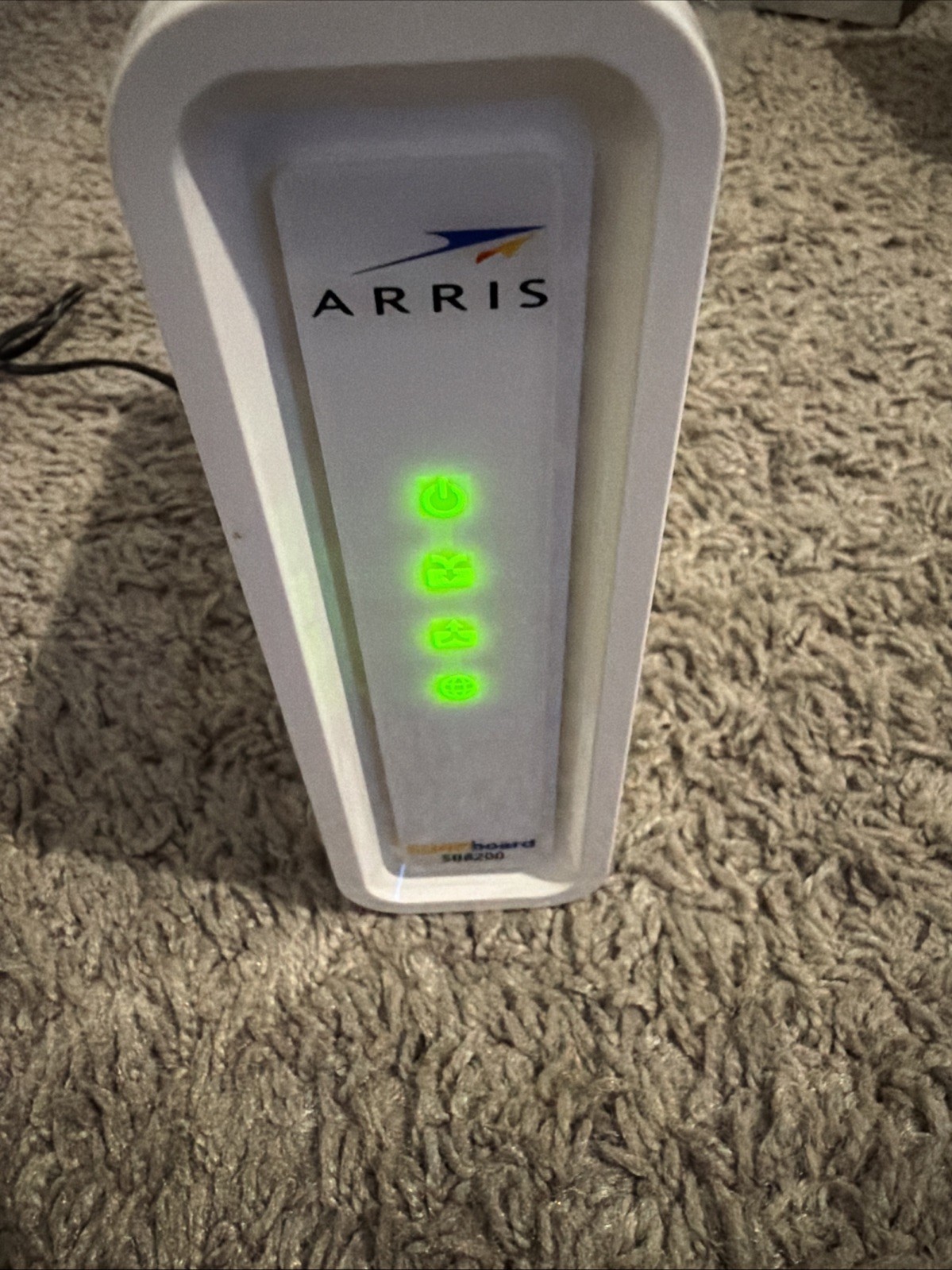 ARRIS SURFboard SB8200 DOCSIS 3.1 10 Gbps Cable Modem Used