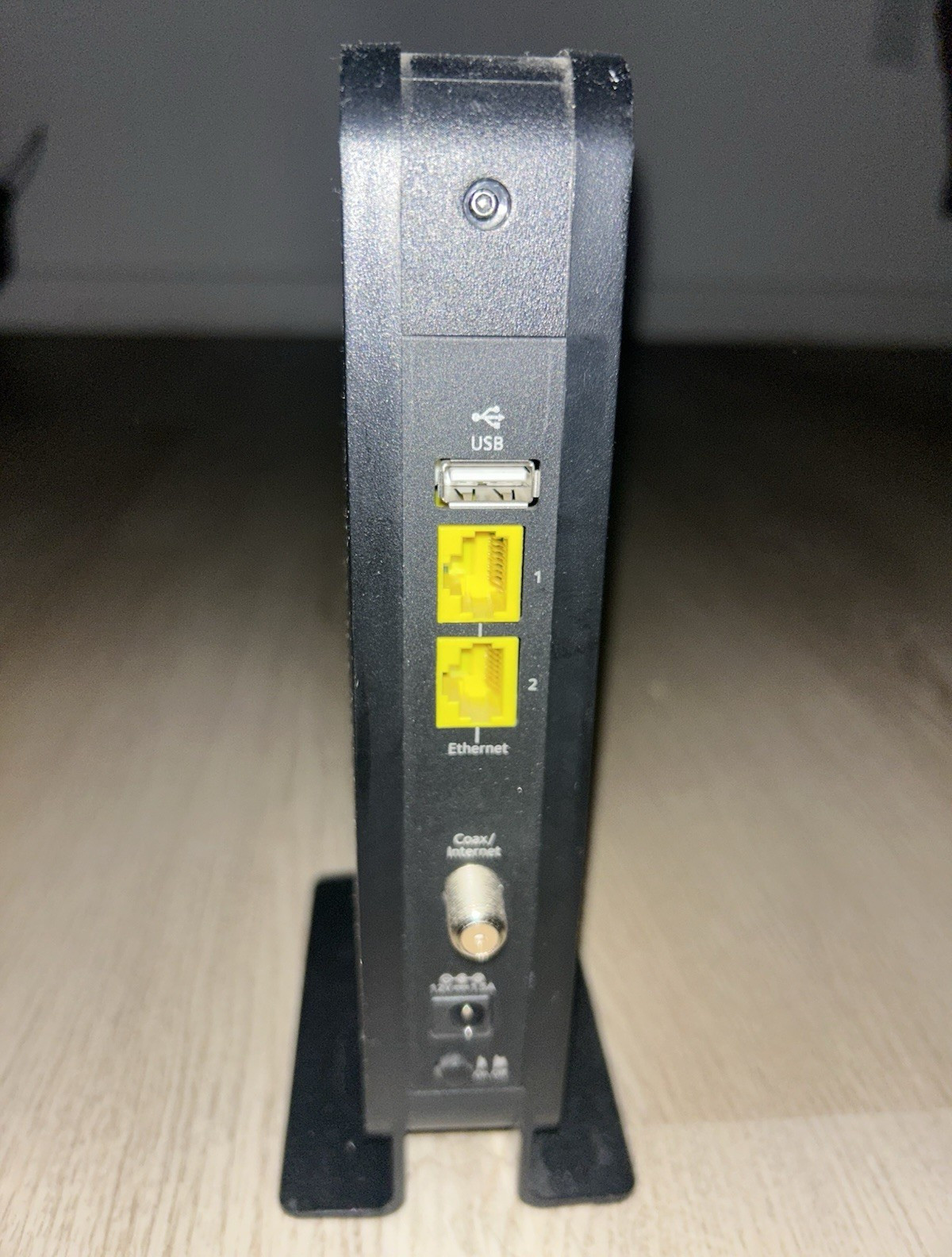 NETGEAR C3000 DOCSIS 3.0 Wireless Cable Modem Router 340 Mbps XFINITY