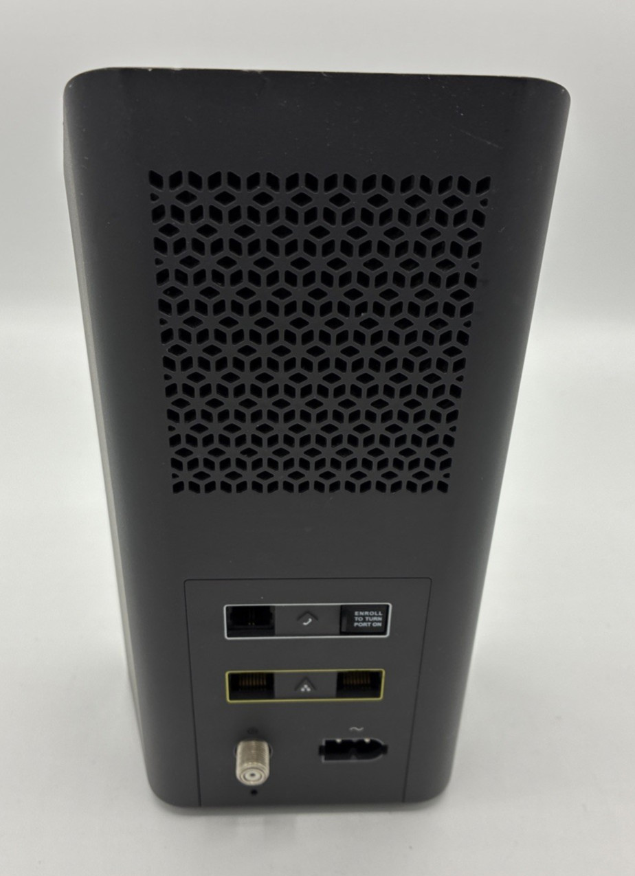 Xfinity CableModem XB6-A TG02DCW3482P2CT Dual Band WiFi Gateway Gigabit Ethernet