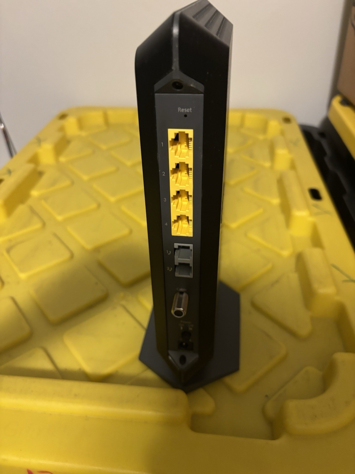 Netgear CM1150V Voice Cable Modem Black