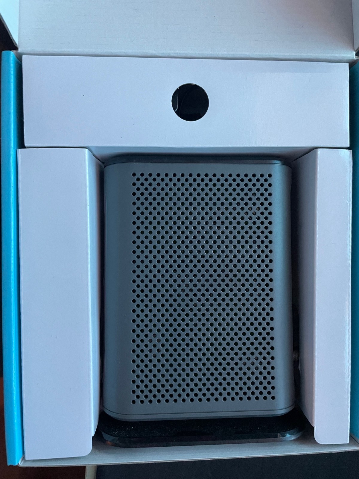 Motorola MB742010 686mbps DOCSIS 3.0 Cable Modem