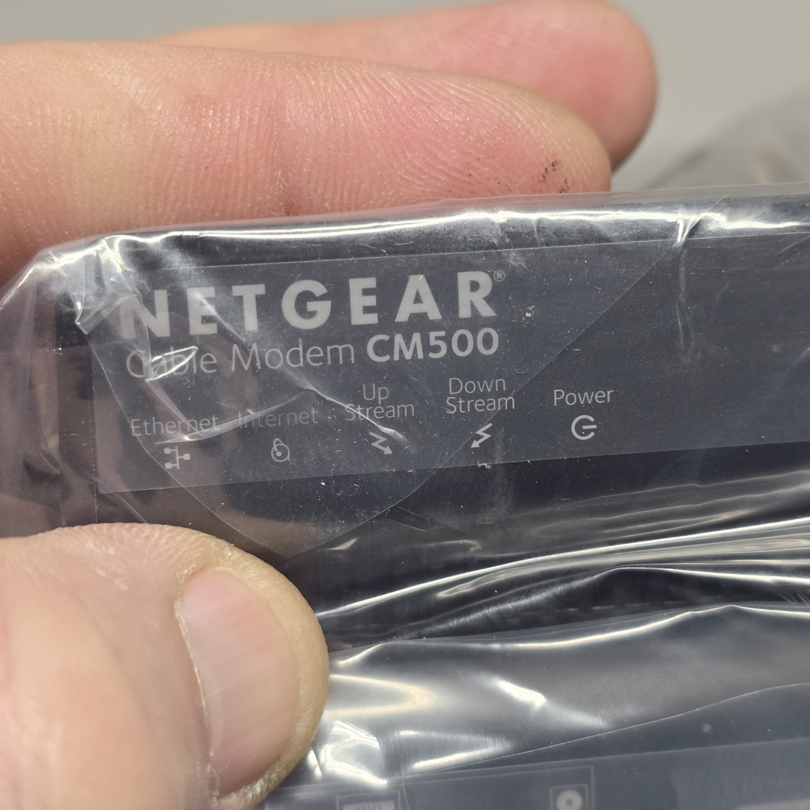 NETGEAR CM500 DOCSIS 3.0 High Speed Cable Modem 16×4 Up to 680 Mbps