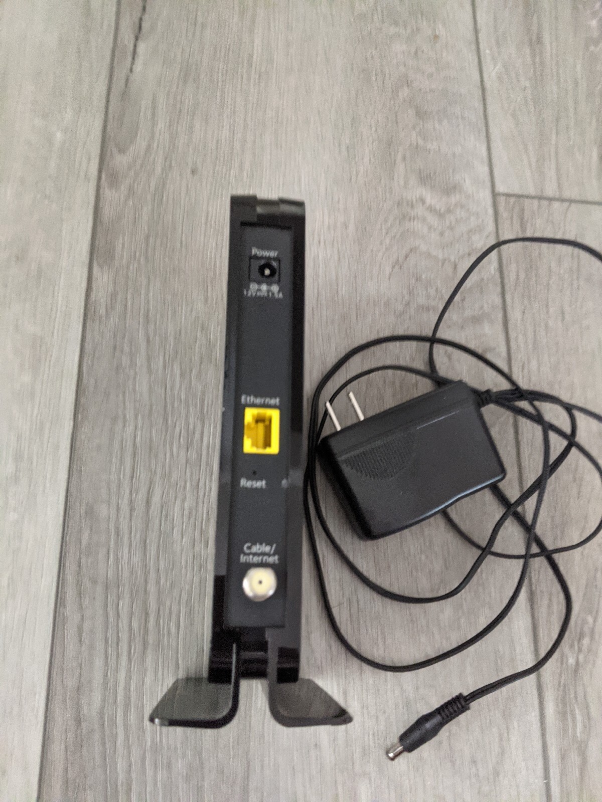 Netgear CM500V 16×4 DOCSIS 3.0 680Mbps VOICE Cable Modem TESTED