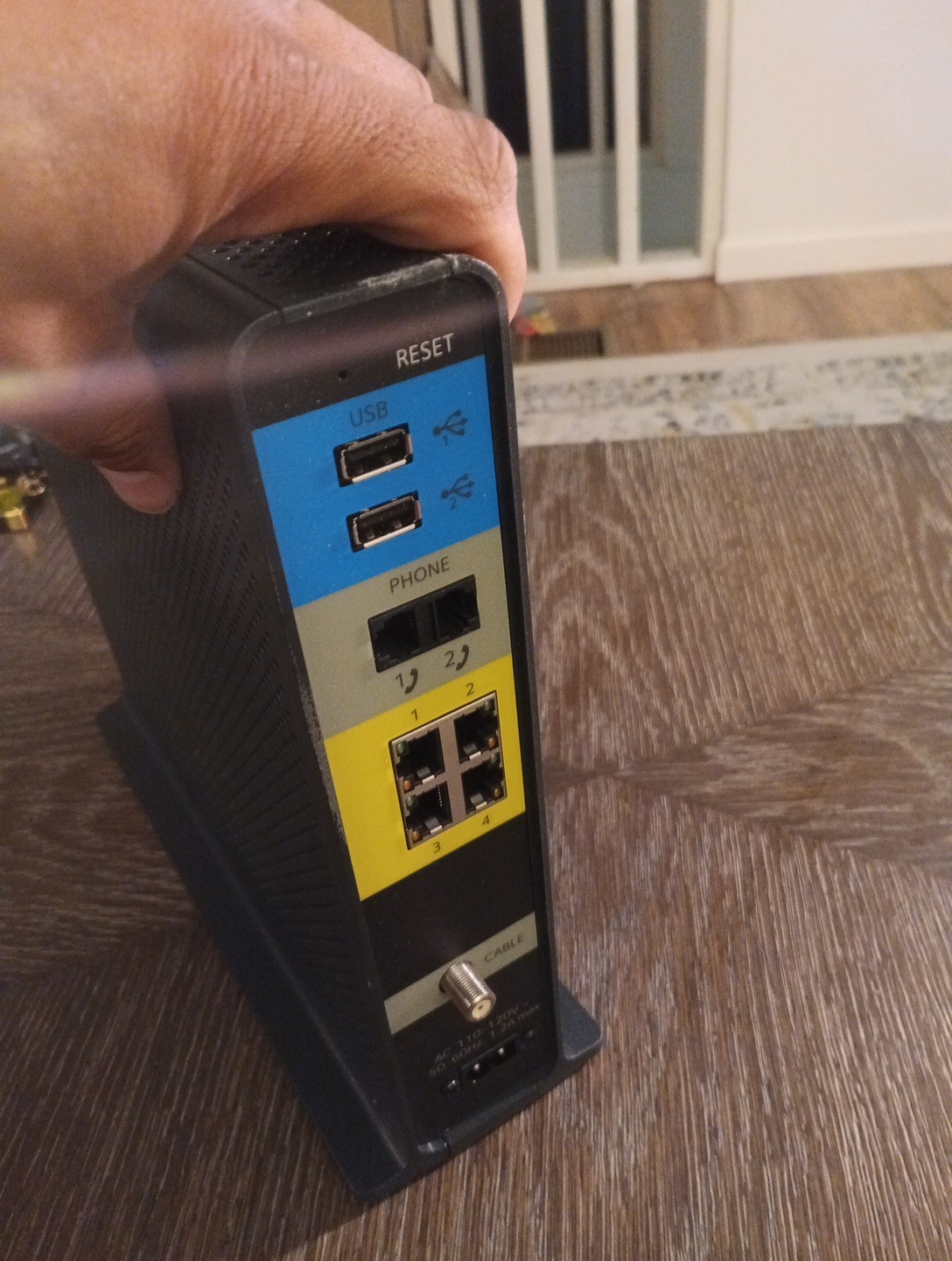 Netgear AC1900 CABLE Modem Voice Router Model C7100V