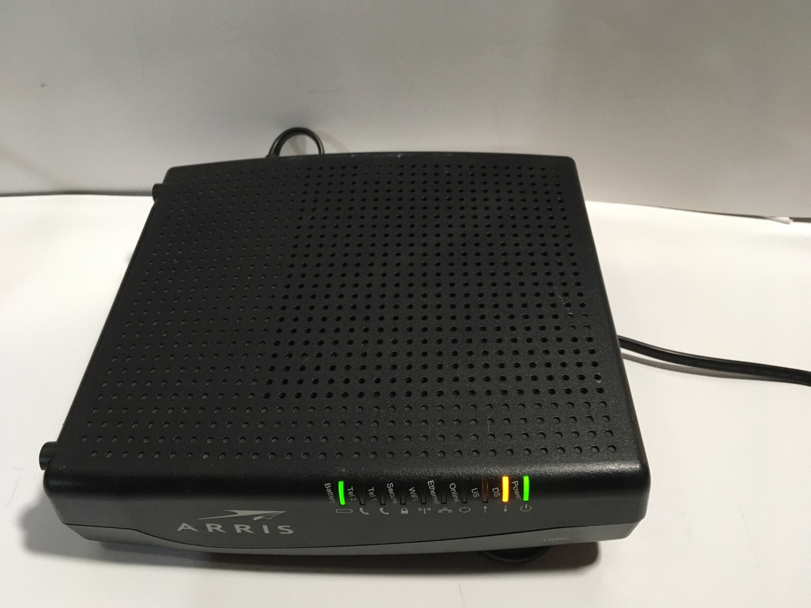 ARRIS TG862G DOCSIS 3.0 Residential Gateway 802.11n 4 port router w Power TESTED