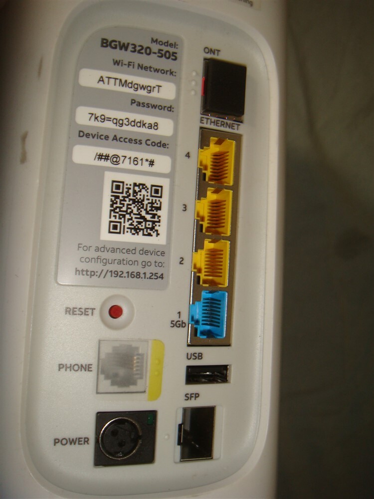 AT&T BROADBAND GATEWAY BGW320-505 WIFI MODEM ROUNTER NO AC ADAPTER -READ!