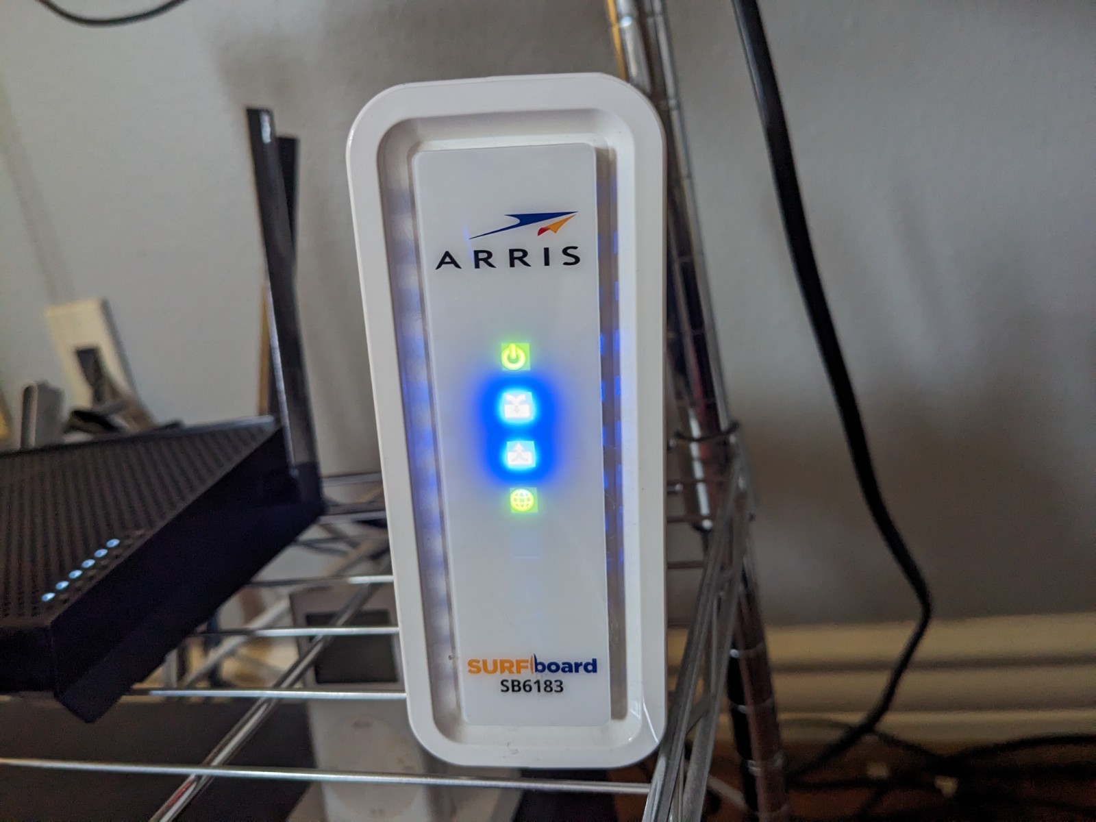 ARRIS SURFboard SB6183 DOCSIS 3.0 Cable Modem – White