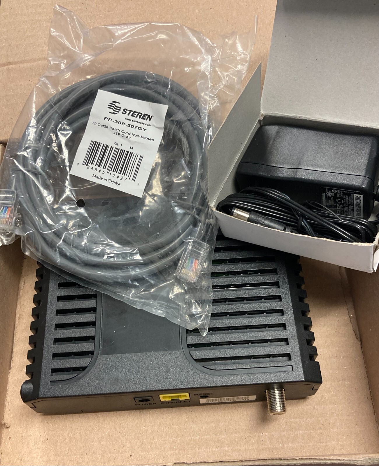Cisco Cable Modem DPC3008 W/ Steren 7′ Cat5e UTP Patch Cord And adapter PS-2. 1-