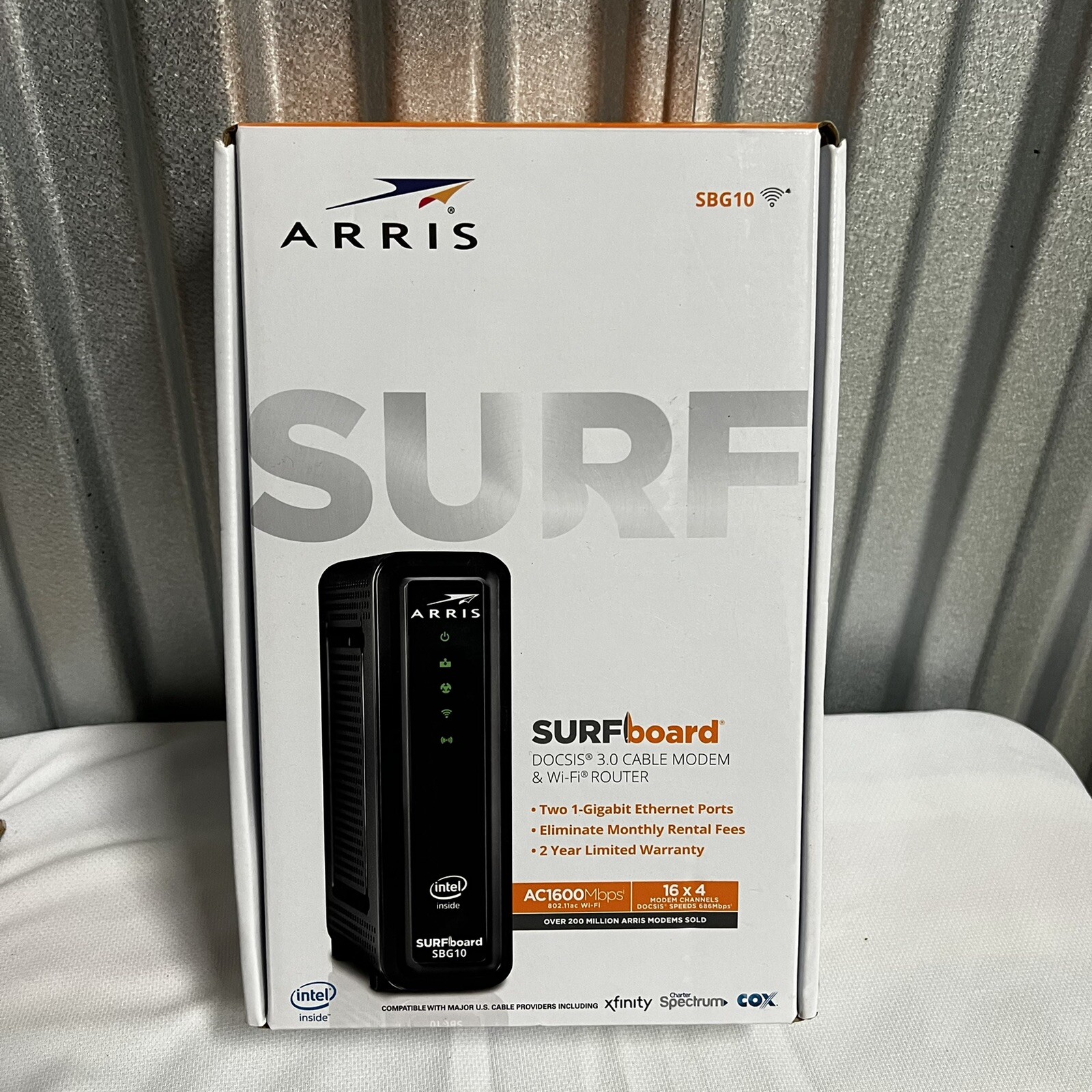 ARRIS Surfboard SBG10 Docsis 3.0 Cable Modem Wi-Fi Router AC1600 New Open Box