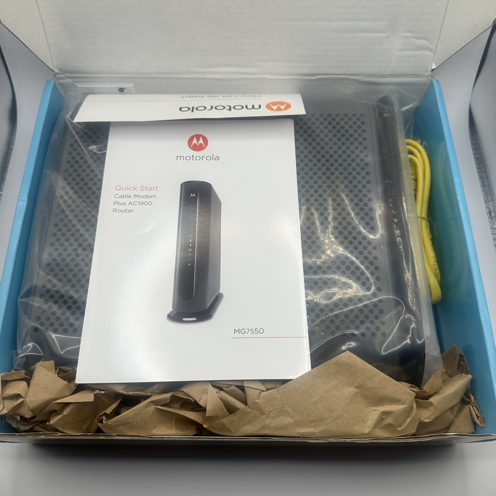 Motorola MG7550 16×4 DOCSIS 3.0 Cable Modem Plus AC1900 WiFi Router