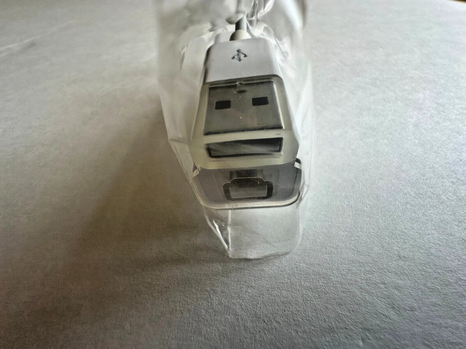 New Genuine MA034 Original Apple USB Phone Modem Dongle 56Kbps (V.92 standard)