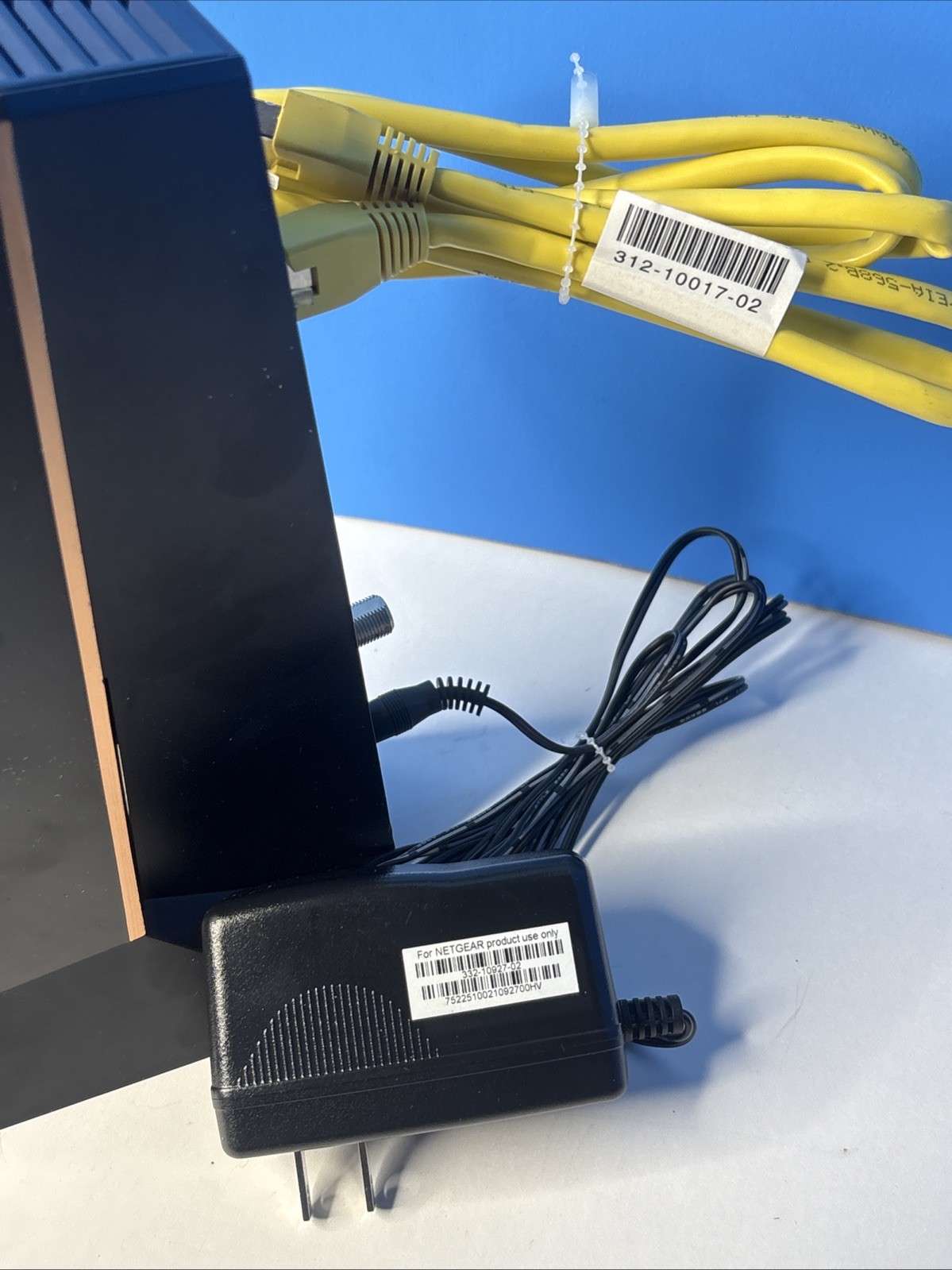 Netgear Nighthawk CM2000 2.5Gbps Cable Modem – DOCSIS 3.1