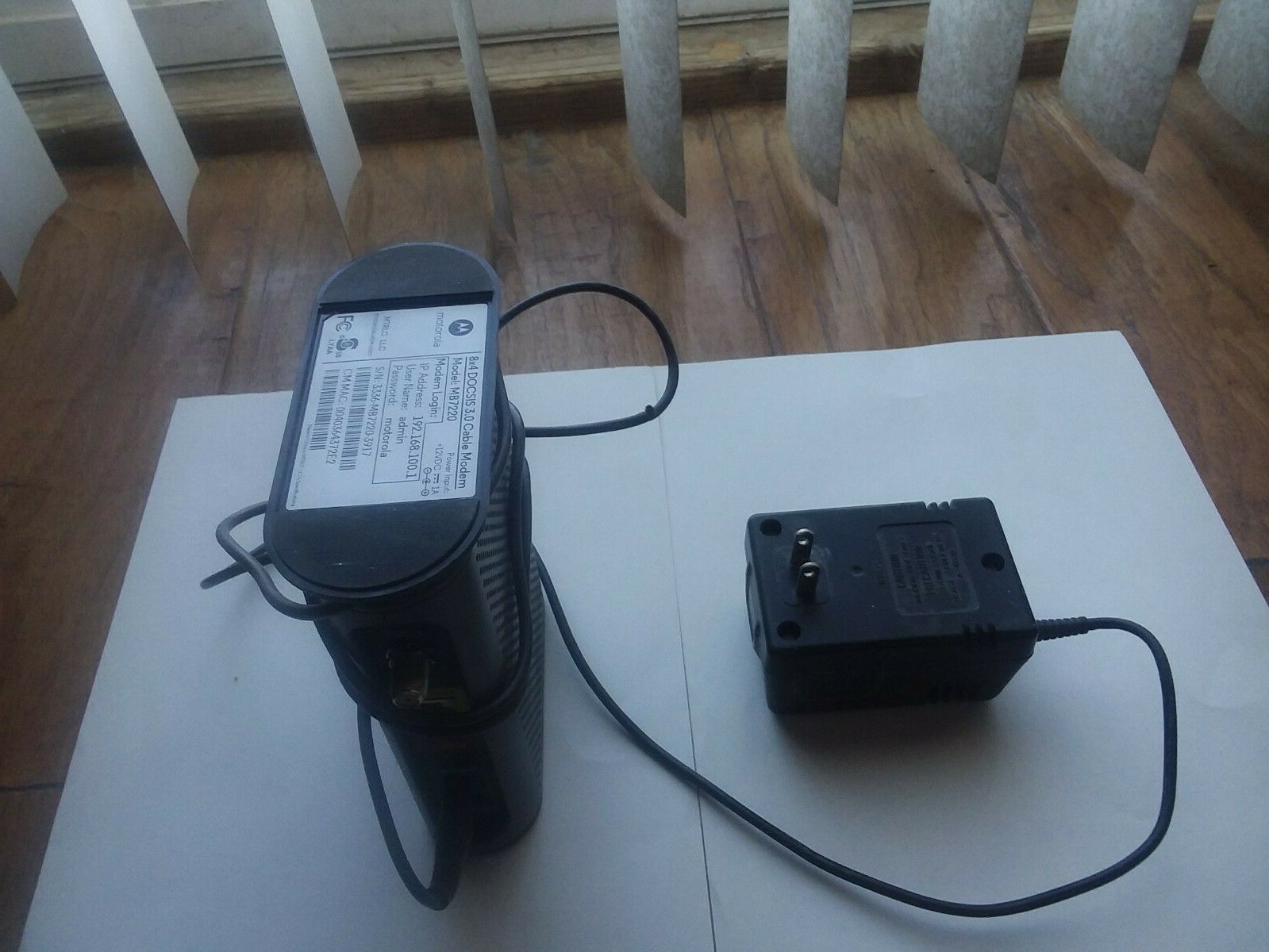 WAW USED MOTOROLA MODEM DOCSIS 3.0 GOOD WORKING, GOOD CONDITION