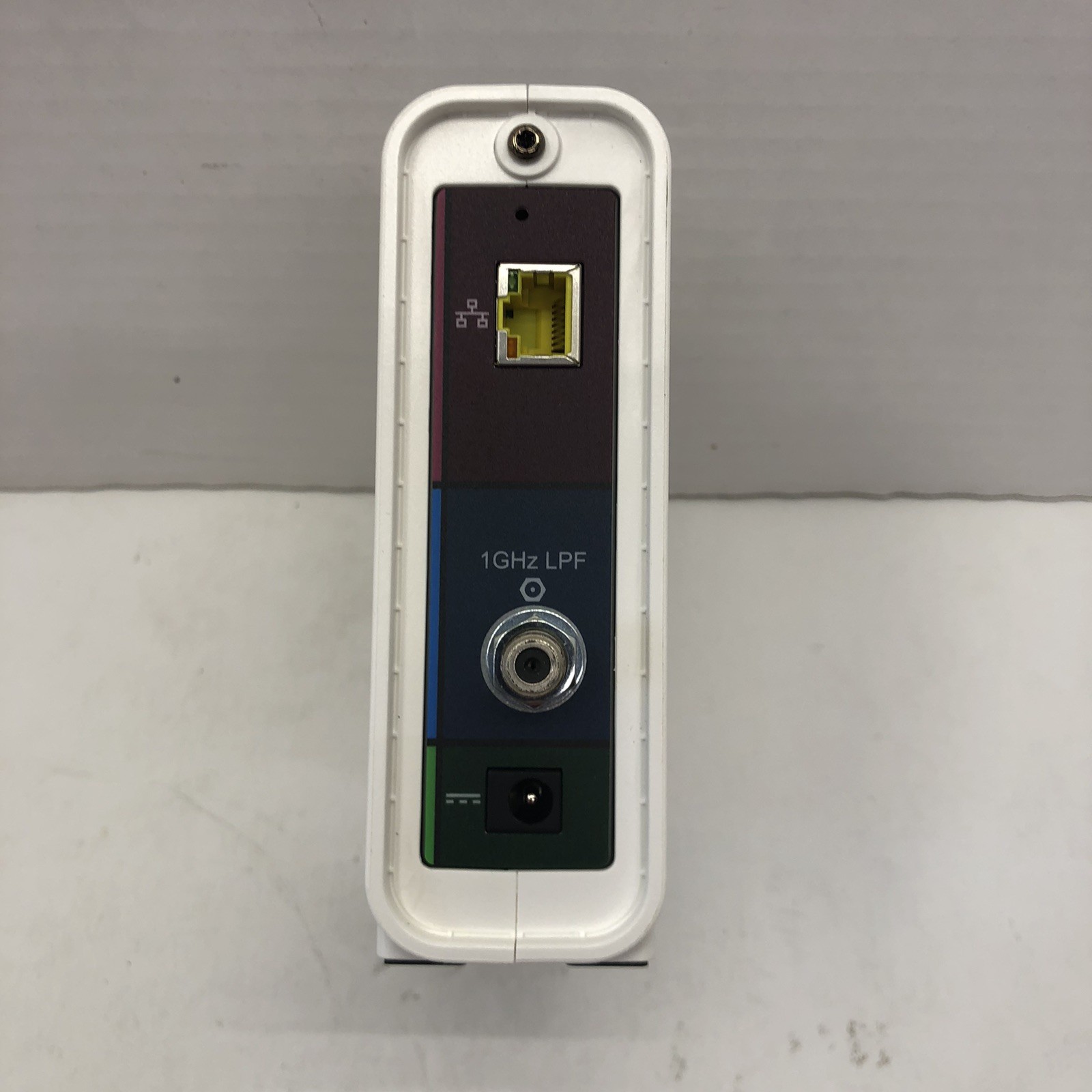 ARRIS SURFboard SB6190 DOCSIS 3.0 32 x 8 Gigabit Cable Modem White Open Box